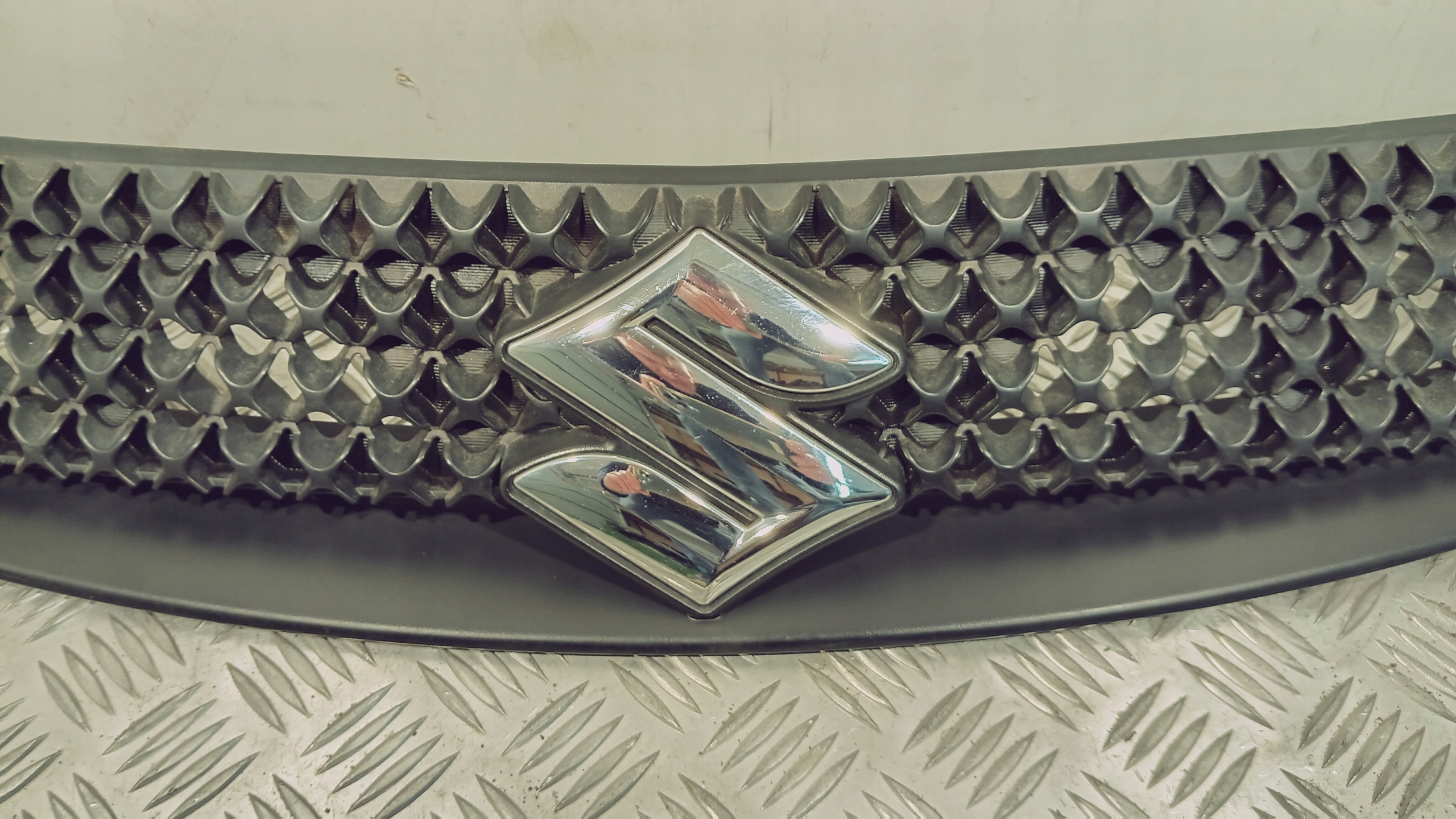 Suzuki SX4 GY Kühlergrill FRONTGRILL Kühlergitter 7174155L07174 - Thumbnail 6