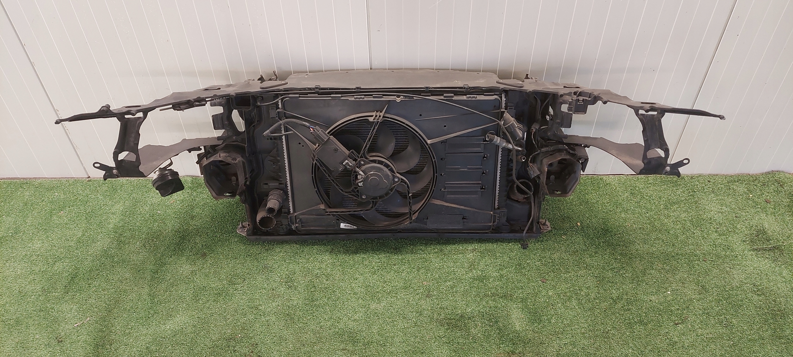 support panel for radiators VOLVO V60 II S60 II 10-13