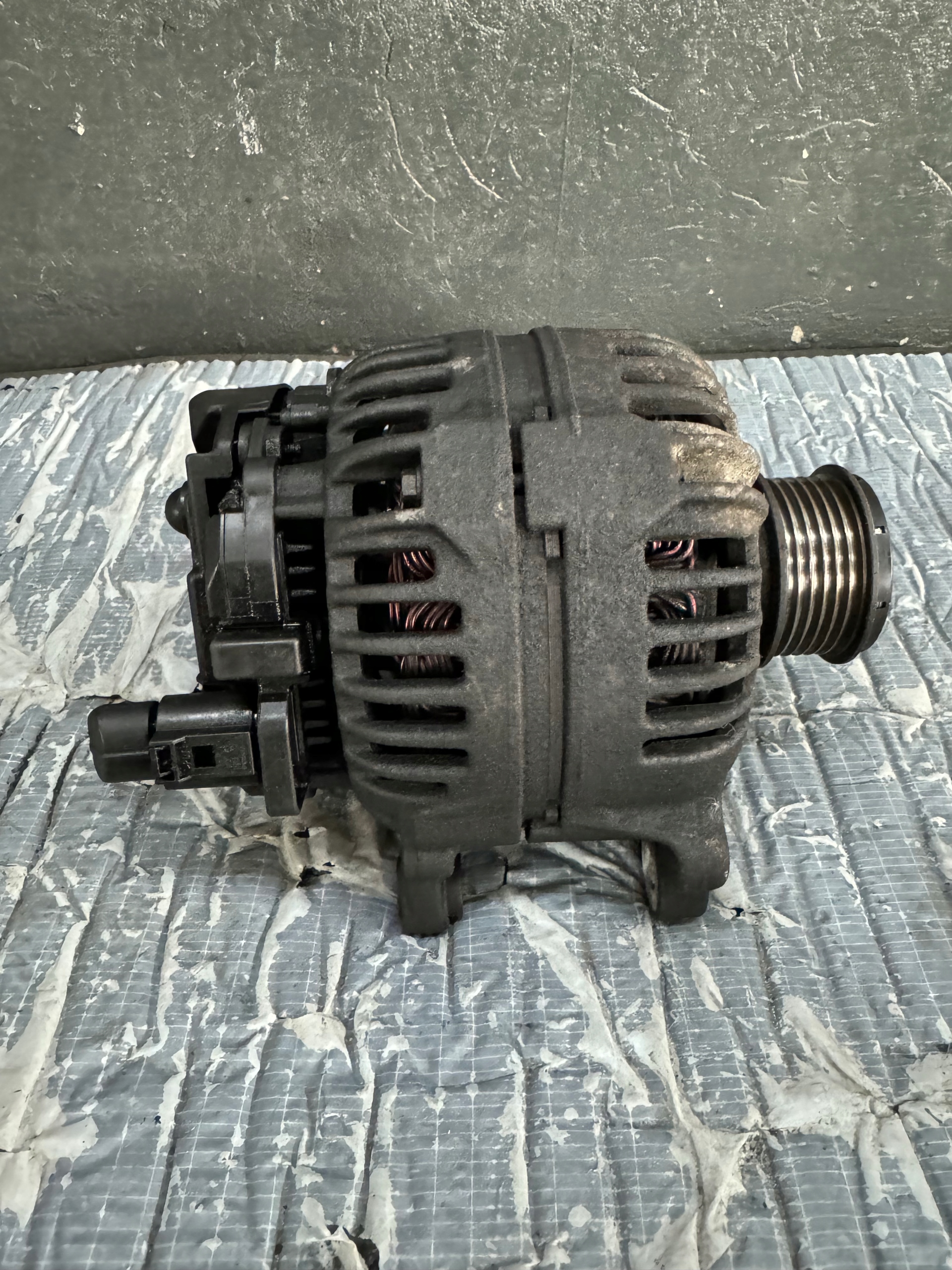 ALTERNATOR VW SKODA 06F903023F