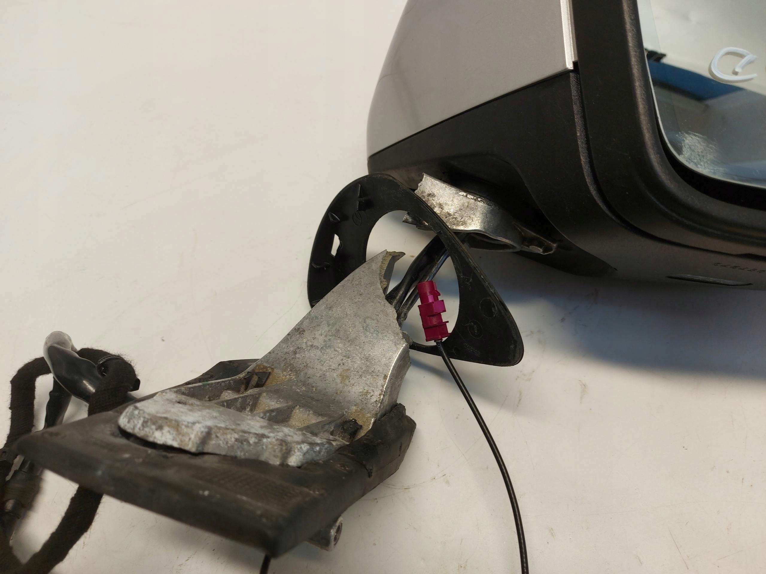 Mercedes EQV w447 V-klasa, 2021 bonnet latch lock front front oryg