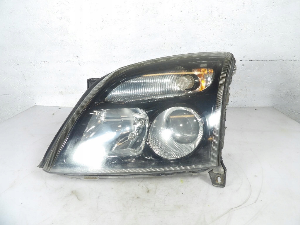 OPEL VECTRA C REFLEKTOR left 155887-00