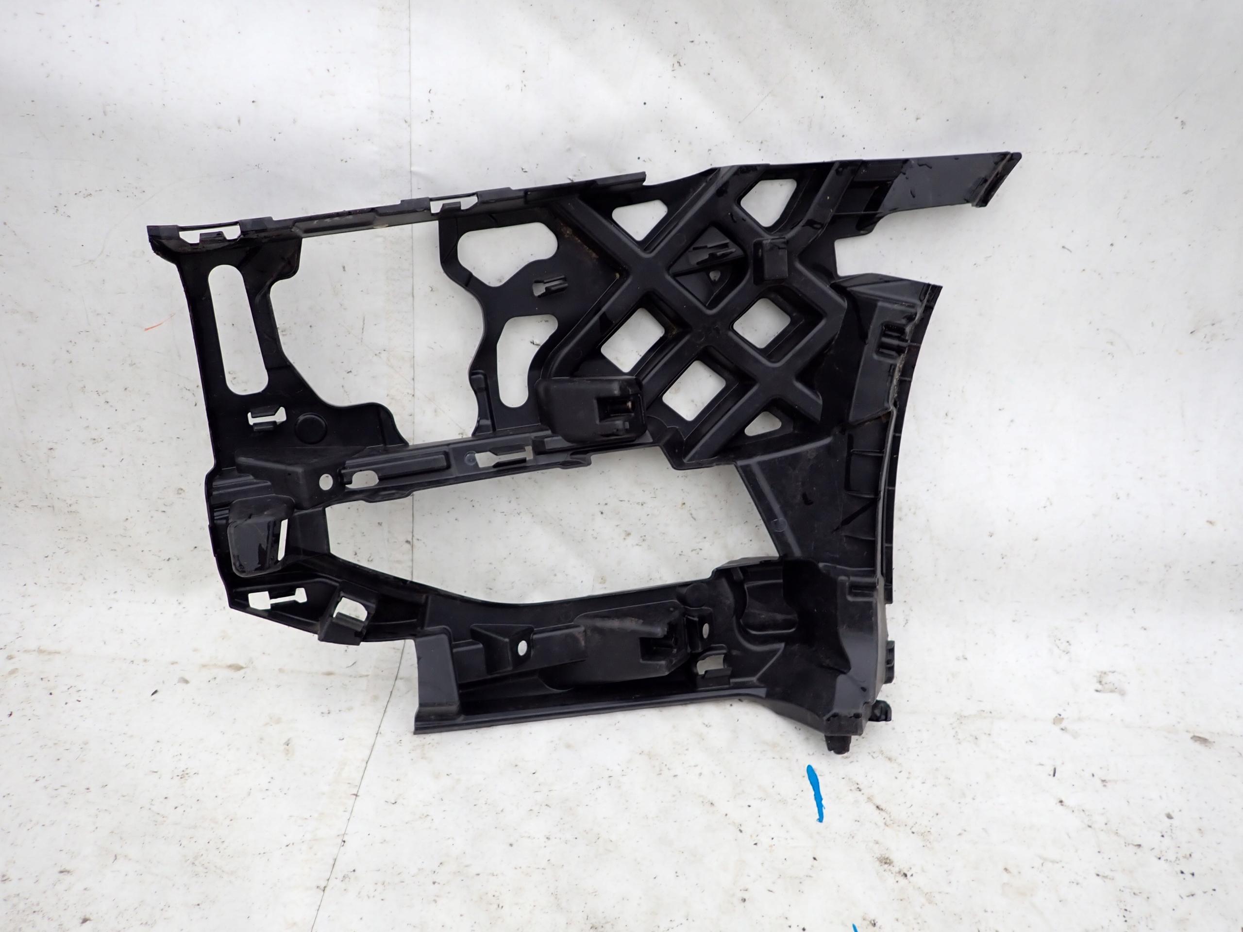 VW GOLF 7 VII 5G LIFT 16- bumper bracket right
