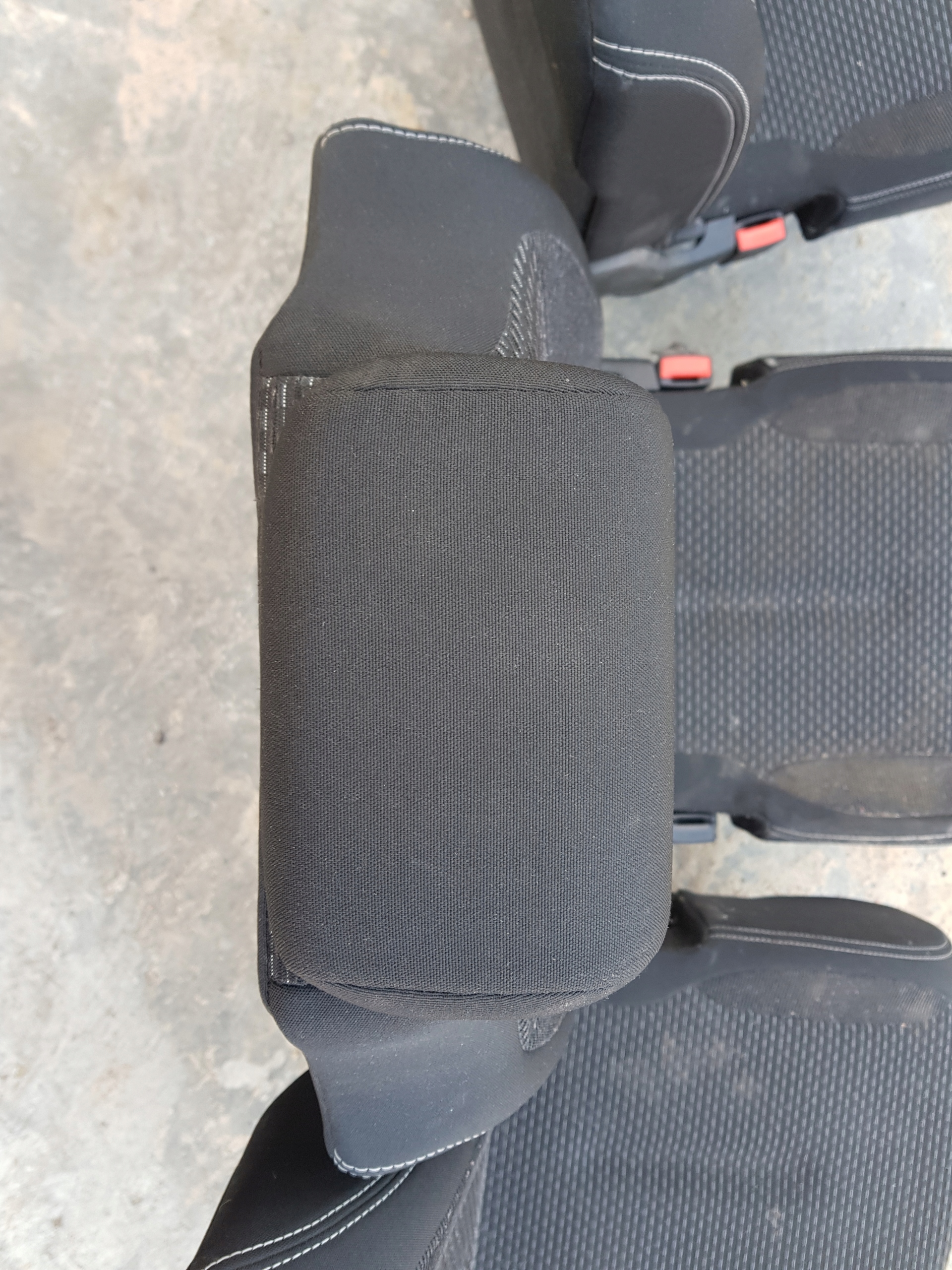 CITROEN C4 PICASSO sitz mitte rechts heck 2 reihe