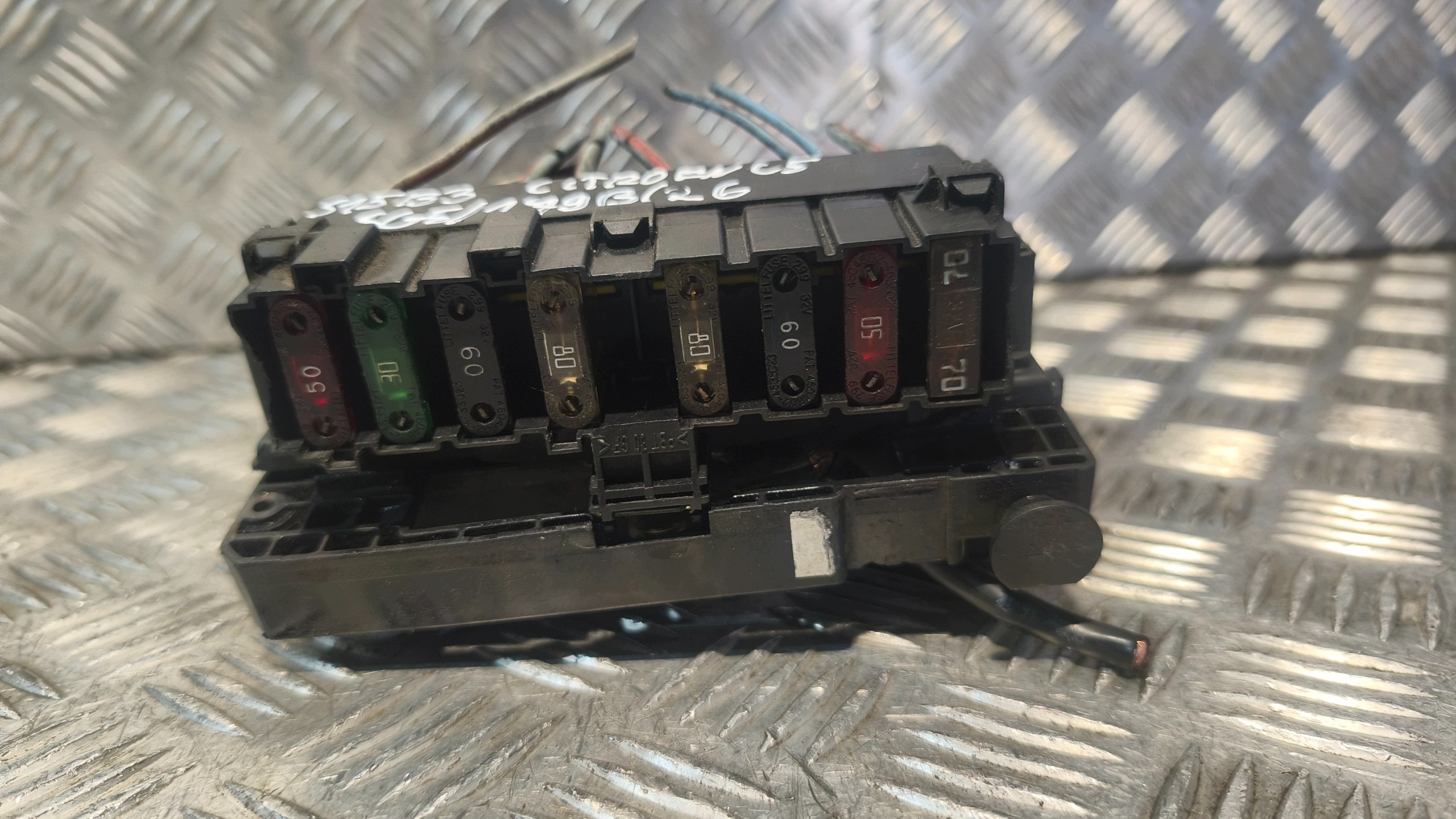 fuse box CITROEN C5 2.0B S110500002E
