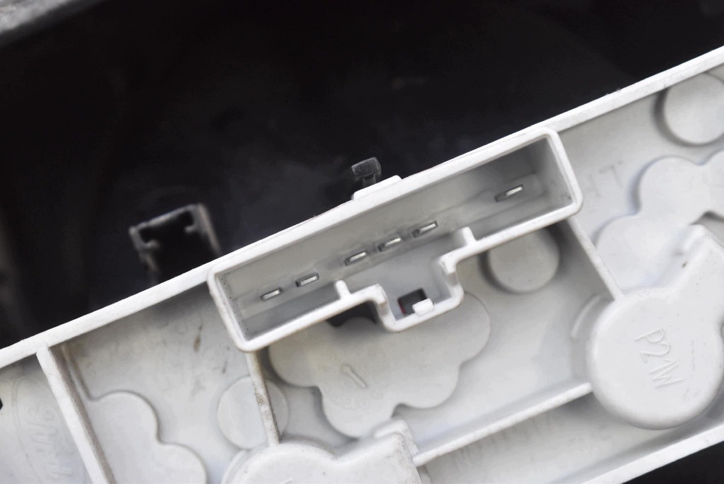 light left rear part rear 5M51-13405-B FORD FOCUS MK2 sedan 04-08