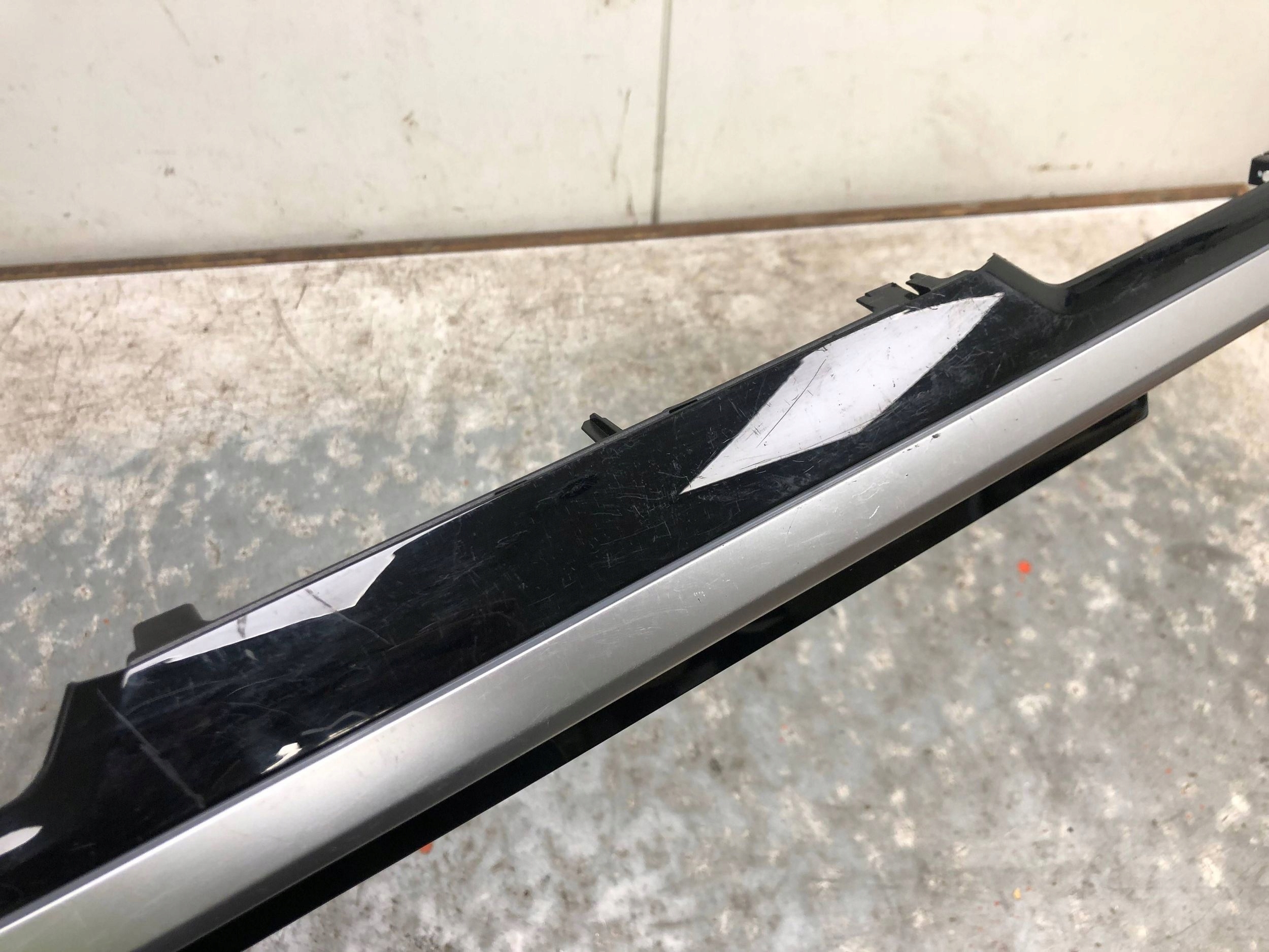 moulage DEKOR console YDU VW ARTEON 3G8853261R