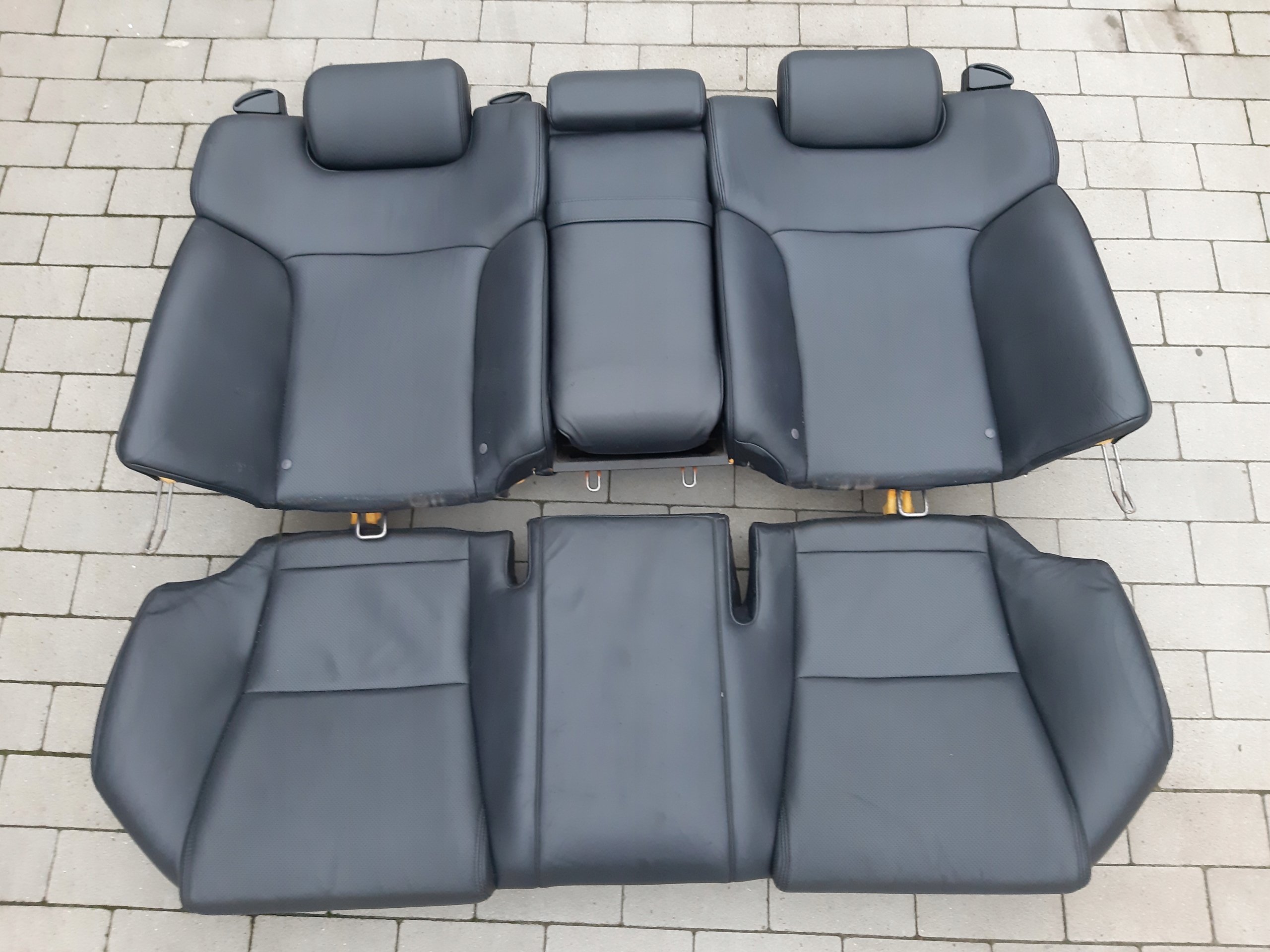 СИДІННЯ CZARNA LEXUS GS III 300 450 Gs300