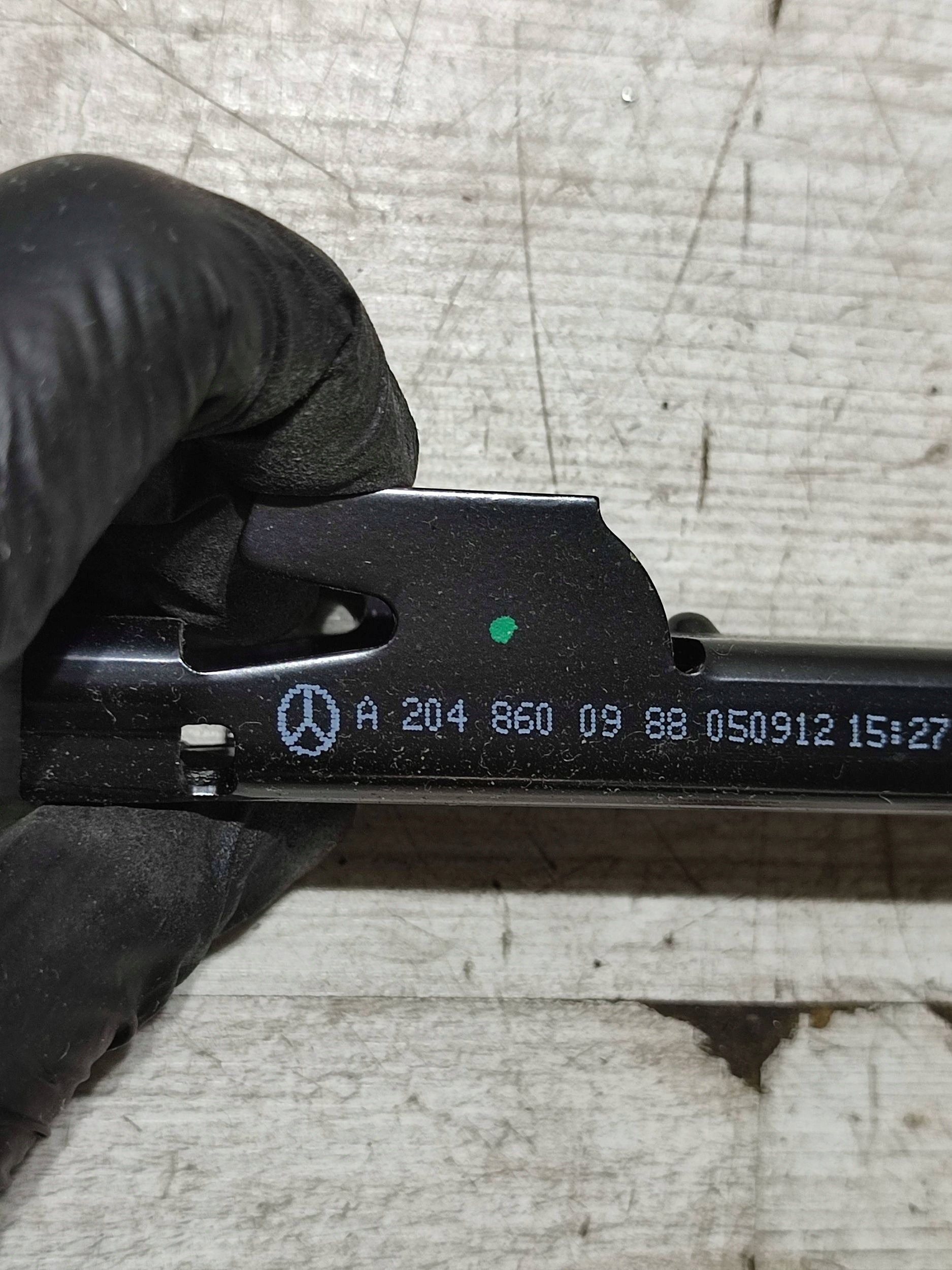 Mercedes-Benz GLK (X204) 2013 rail control supports safety