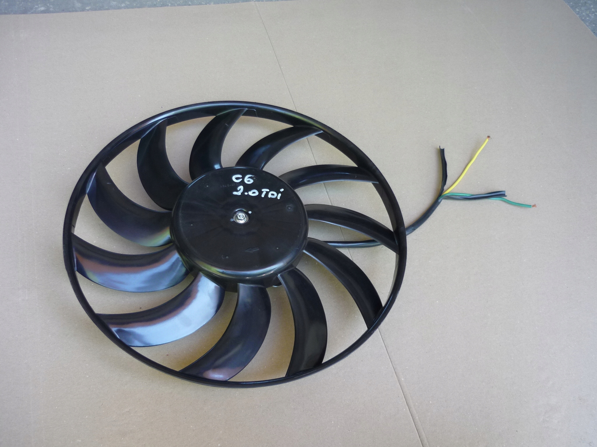 JAK NOWY WENTYLATOR CHŁODNICY AUDI A6 C6 2.0 TDI TFSI