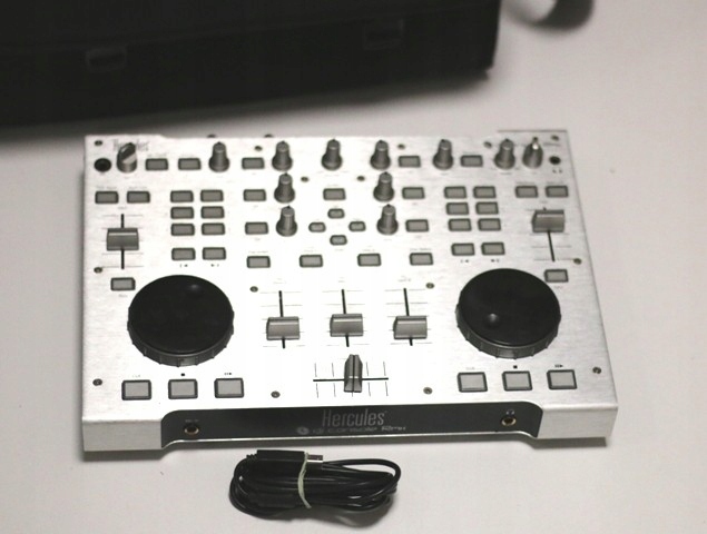 MIKSER KONSOLA HERCULES DJ CONSOLE RMX od L01 EAN (GTIN) 3362934737108