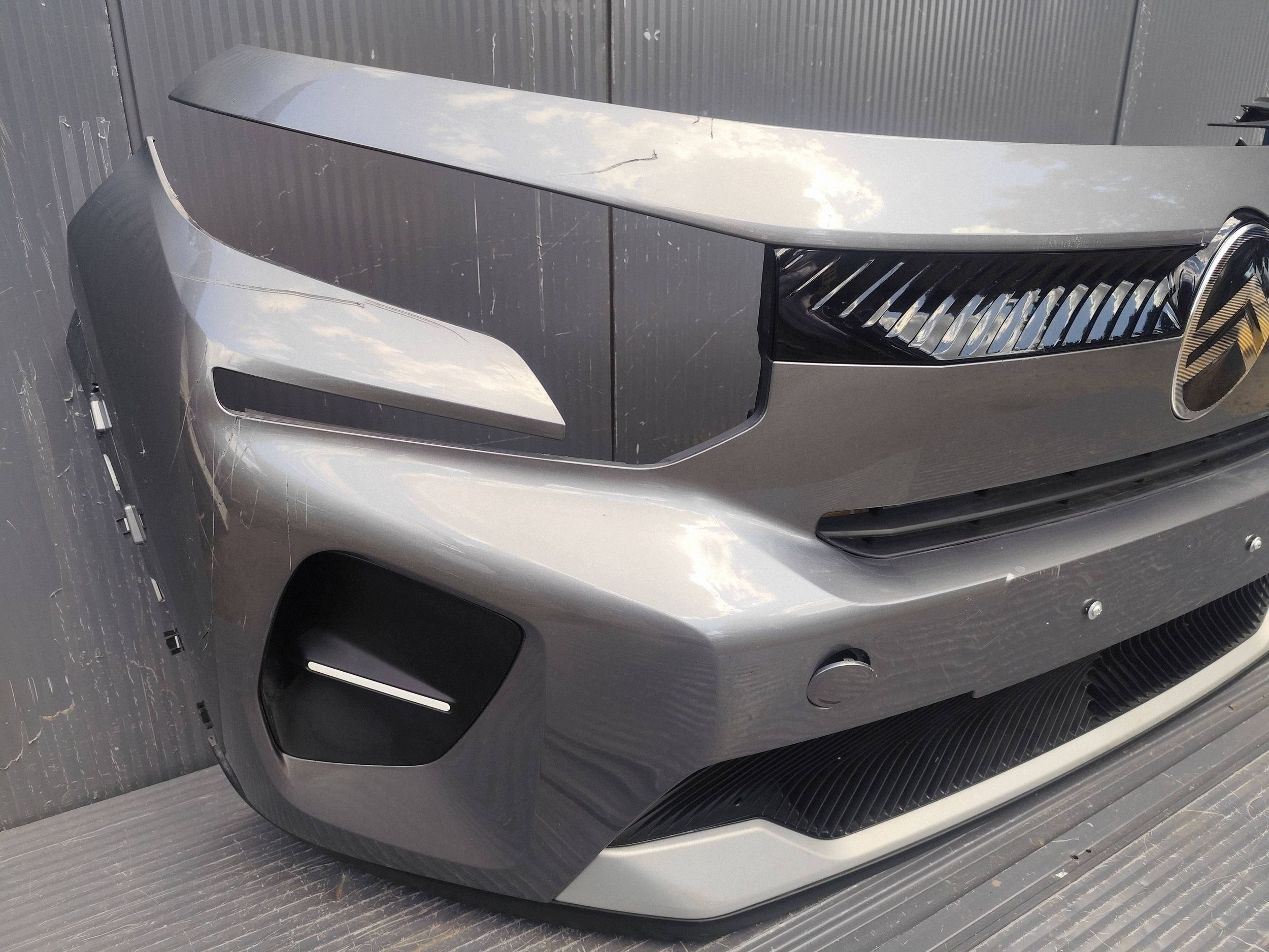 CITROEN C3 IV front bumper complete DEMONTAZ
