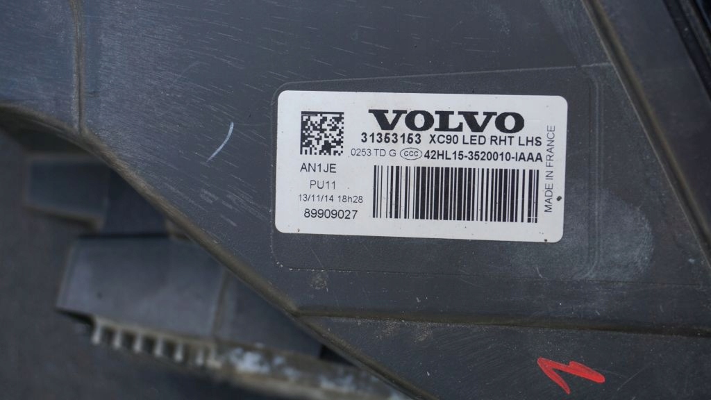 VOLVO XC90 II - complete light FULL LED left front
