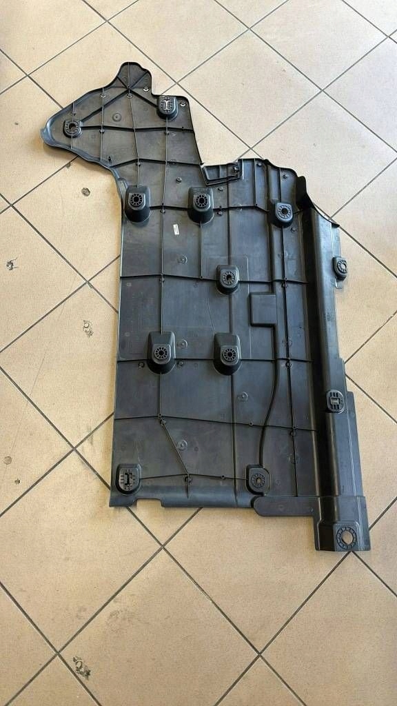 Blende Abdeckung Unterfahrschutz abdeckung Renault Captur II 748A36374R