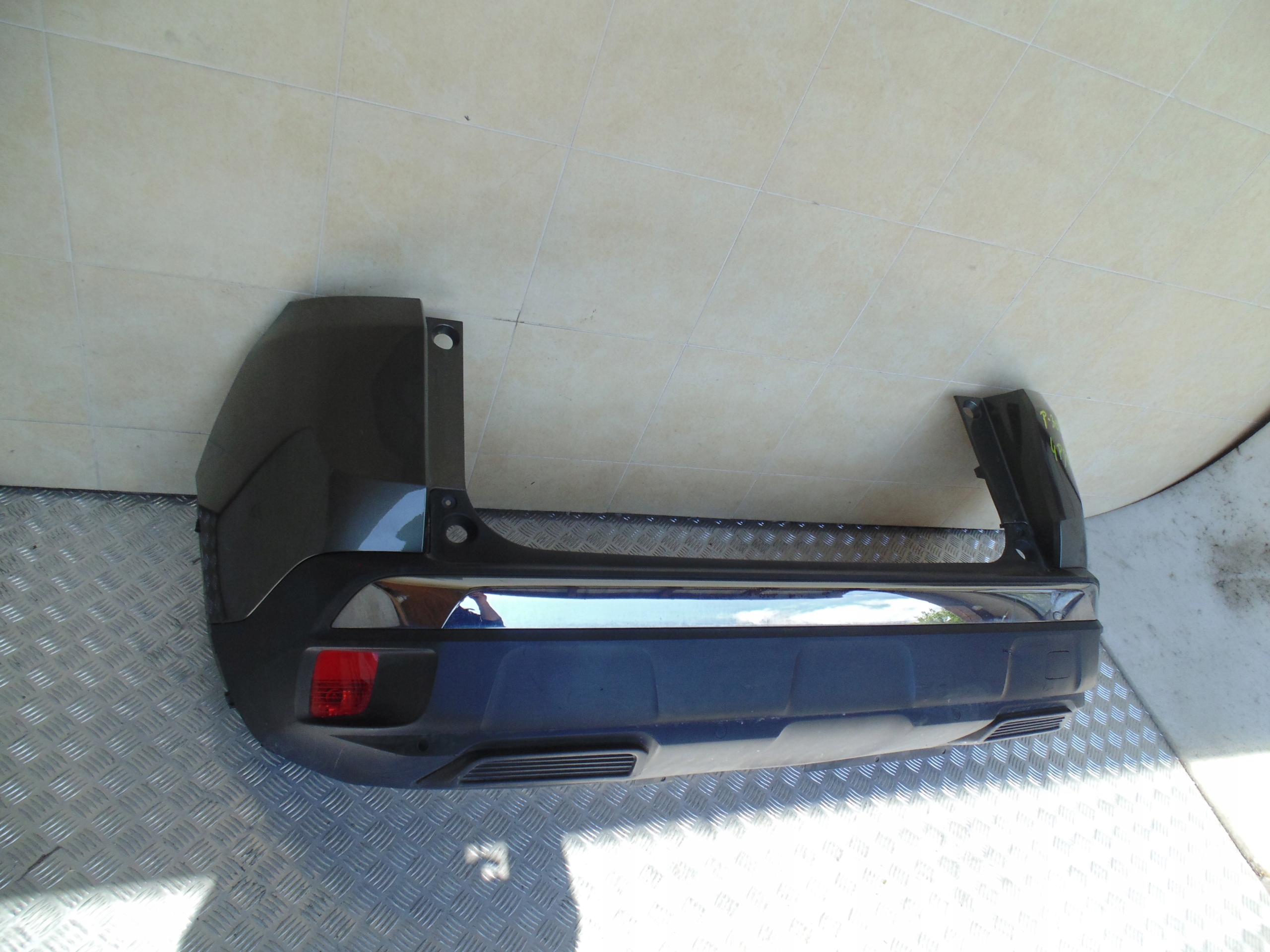 bumper rear complete PEUGEOT 3008 II 4 PDC
