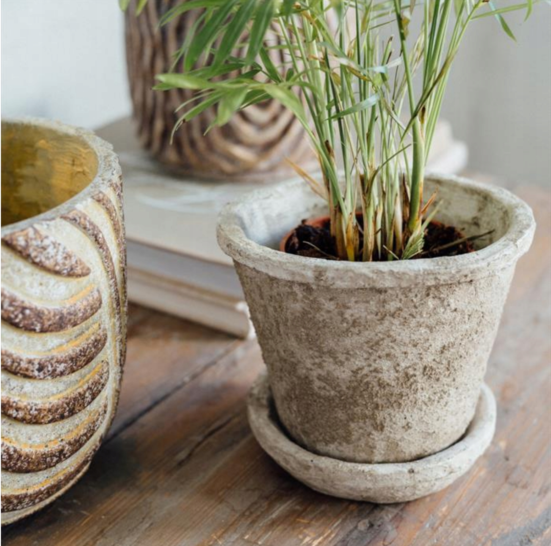 DONICZKA BRĄZOWA OZDOBNA OSŁONKA TŁOCZONA 17x16 Kod producenta 040200488