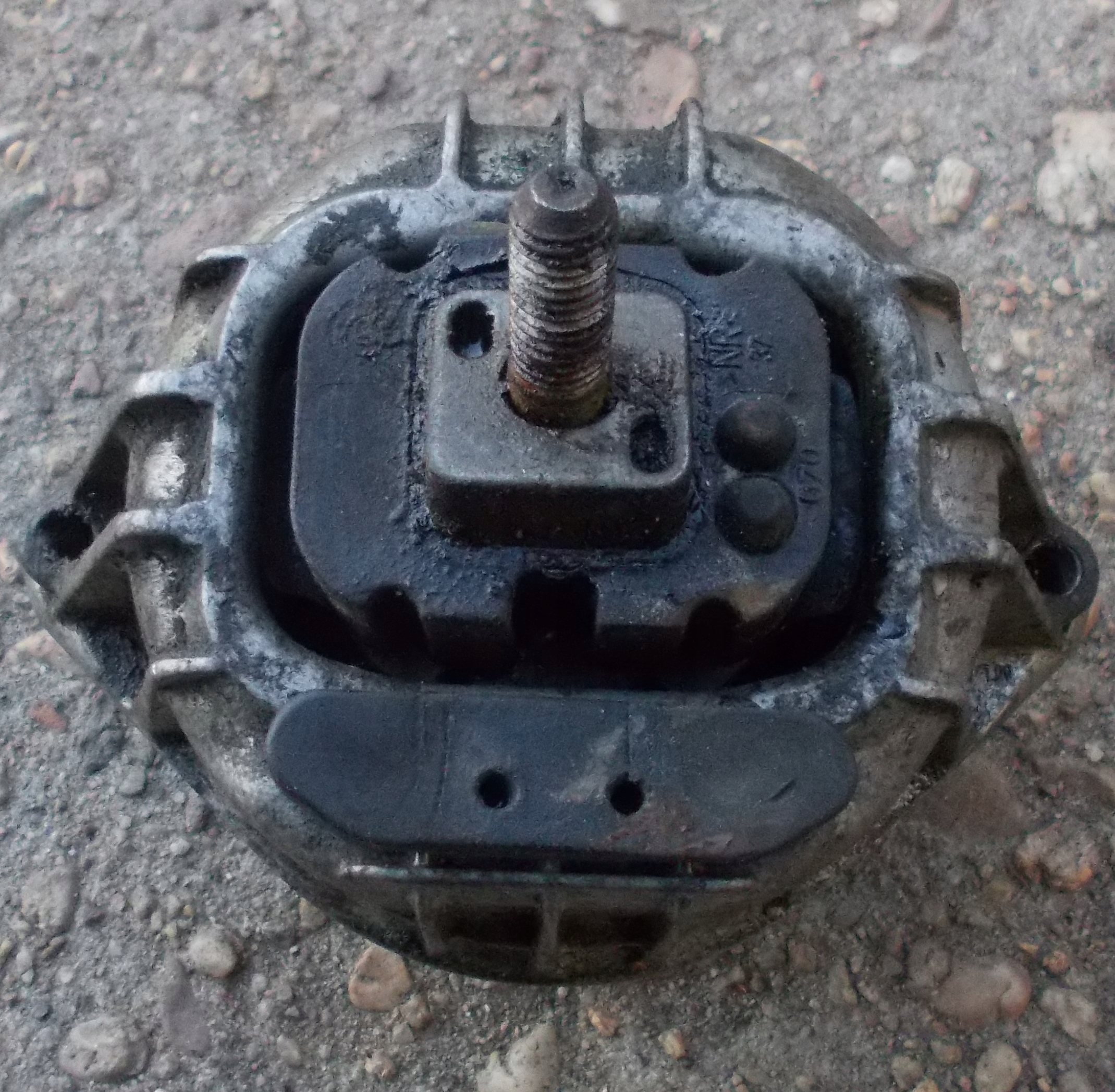 BMW E87 2.0 e 07R Supporti motore usato 13981112