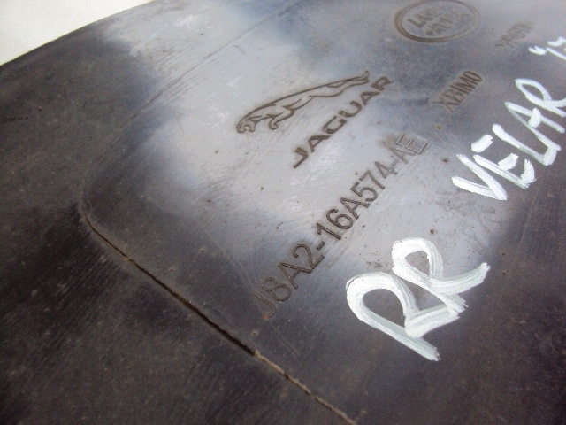 NADKOLE LEWY PRZÓD RANGE ROVER VELAR L560 17- Typ samochodu 4x4/SUV Samochody osobowe