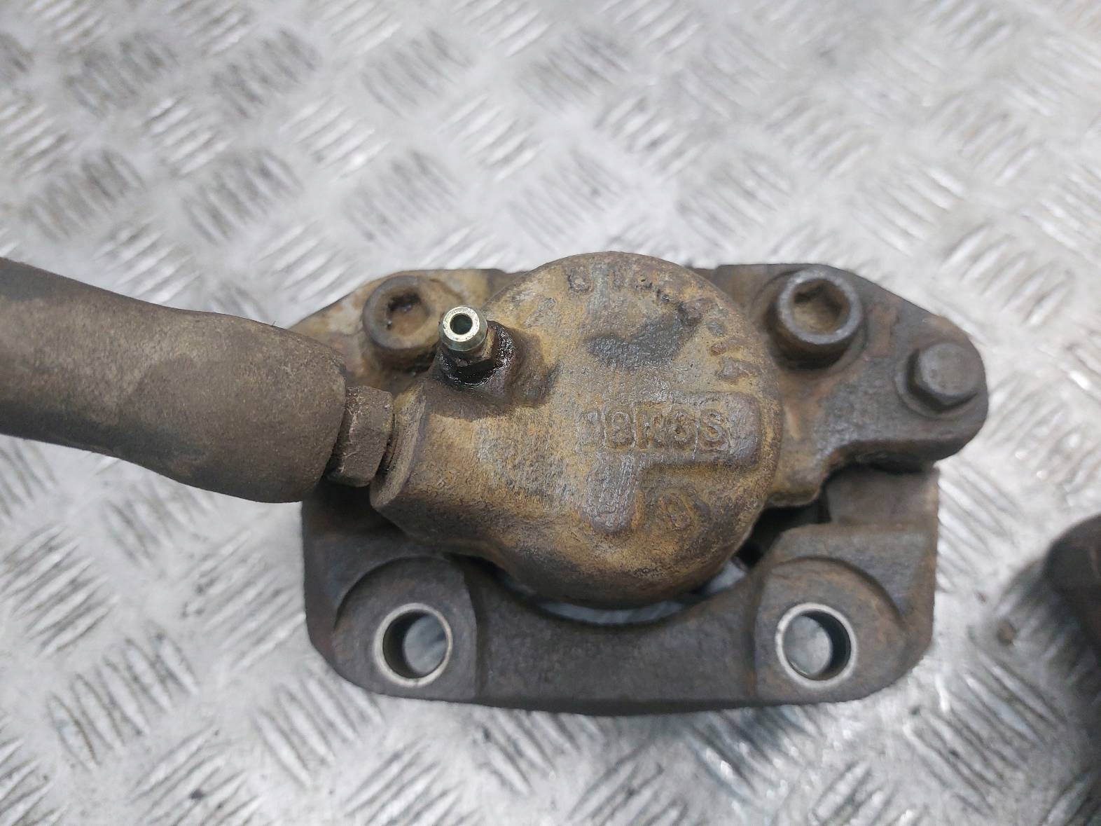 discs brake front + calipers RENAULT THALIA and LIFT 1.4 8V