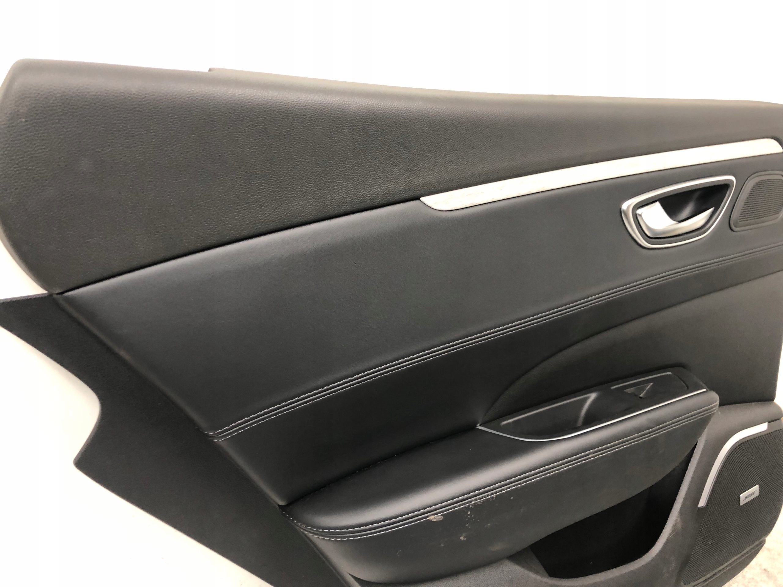 RENAULT TALISMAN INITIALE sedan side upholstery left rear part BOSE 0187
