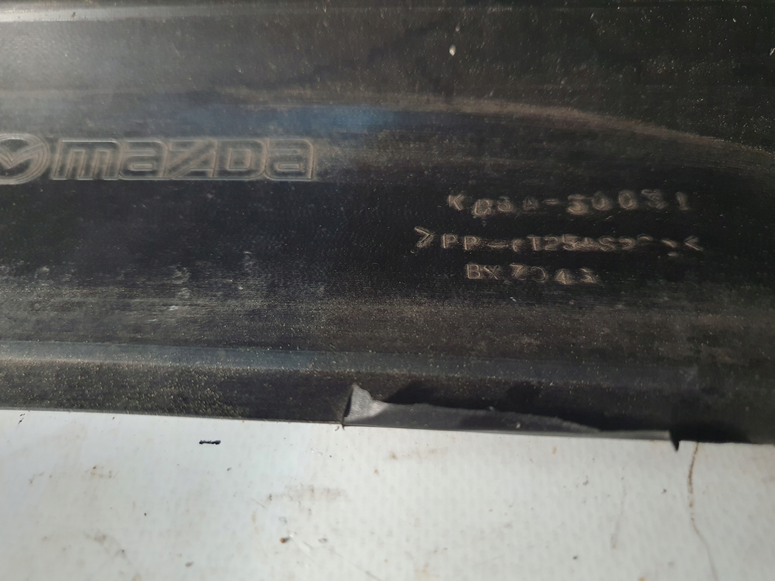 MAZDA CX5 II CX-5 II 17- KB8A-50031 front bumper front washer + 4XPDC