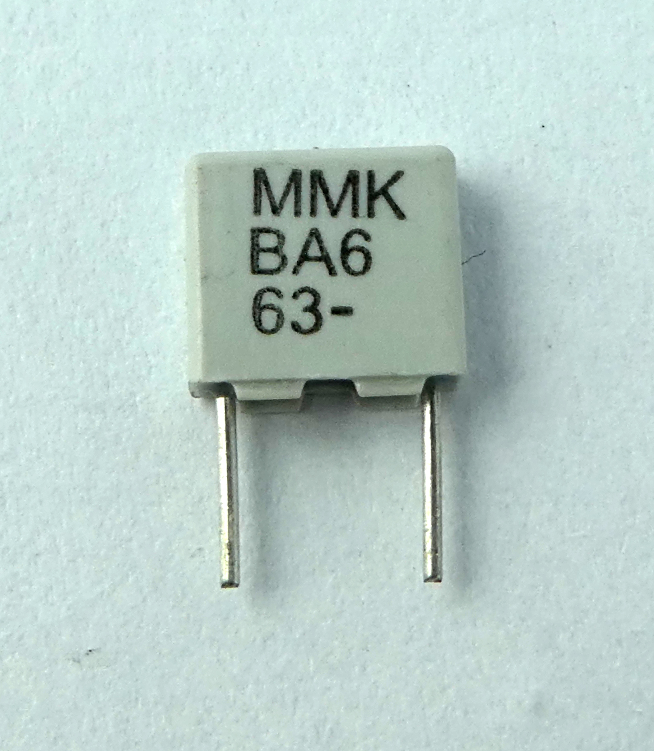 

Foliowy 0,1uF 100nF 5% 63V DC 50szt