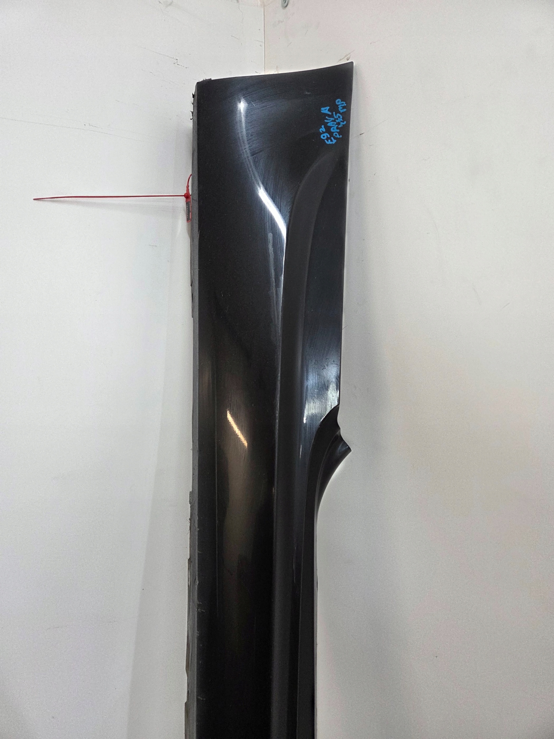 lišta pravá BMW E92 M PAKIET BLACK SAPPHIRE