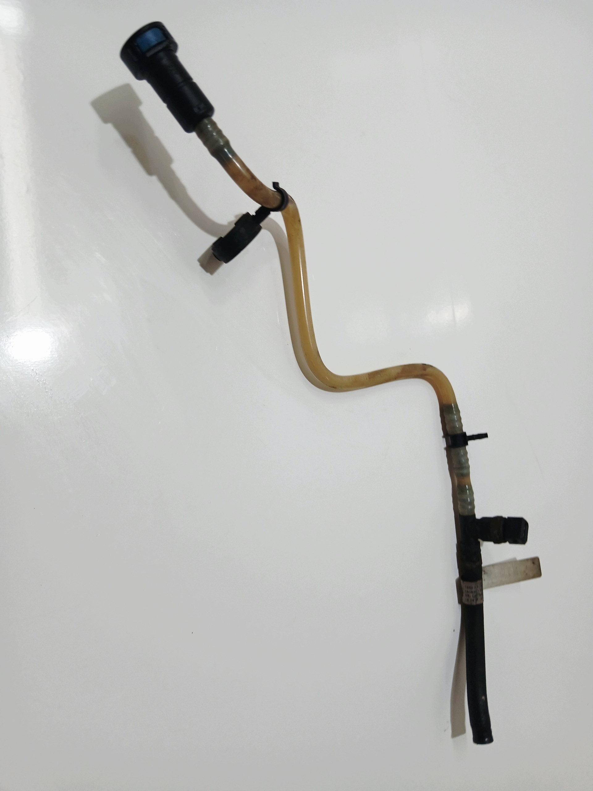 cső tömlő üzemanyag BMW X3 E83 3036D3 OE 3414979 (0006109)