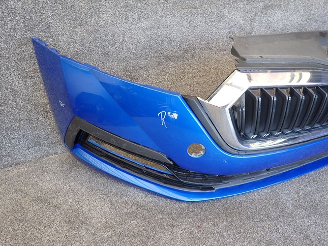 SKODA OCTAVIA IV FRONTSTOSSSTANGE VORNE AIR LUFT
