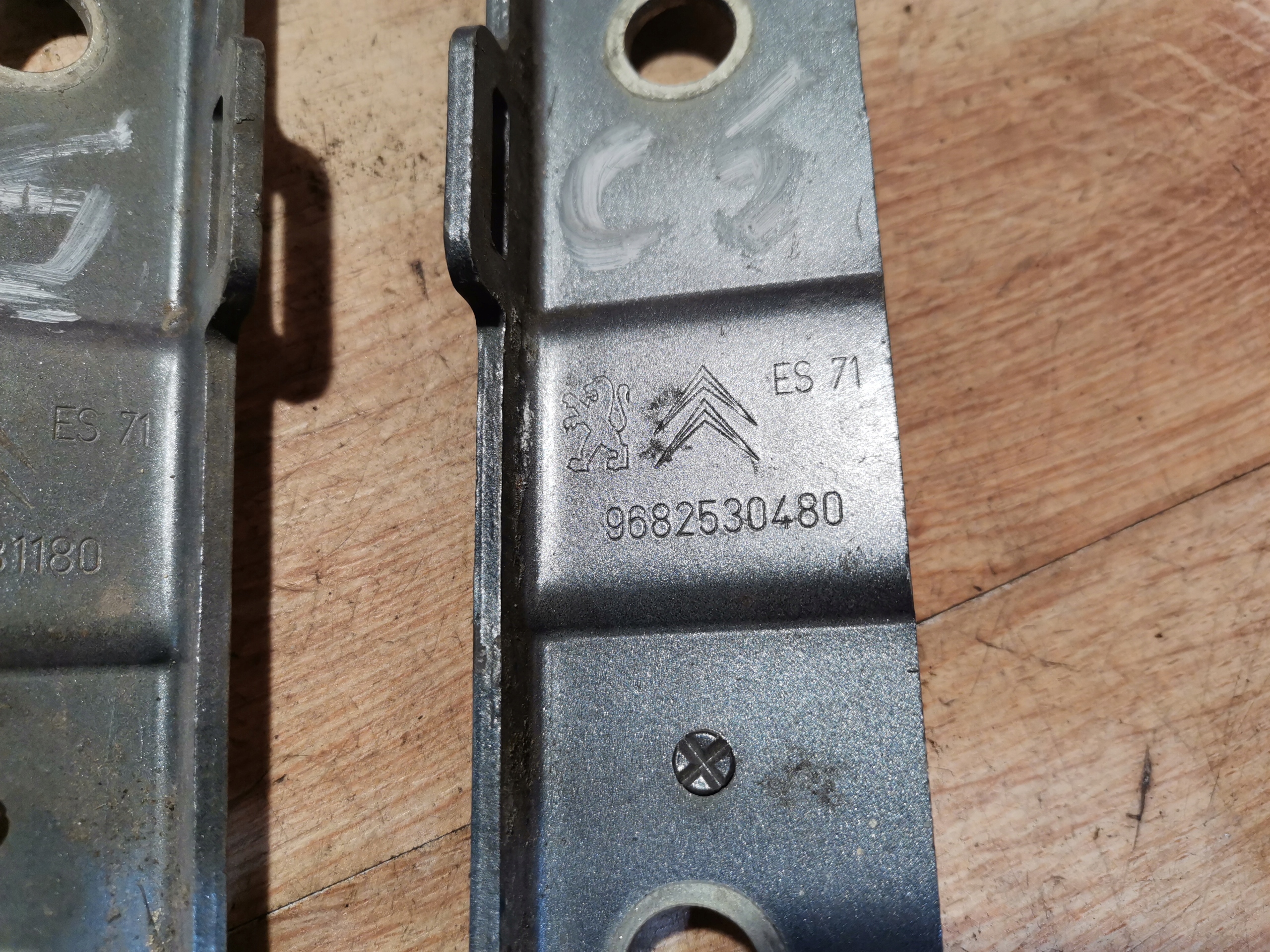 hinge bonnets KOMPLET CITROEN C5 III X7 9682530480