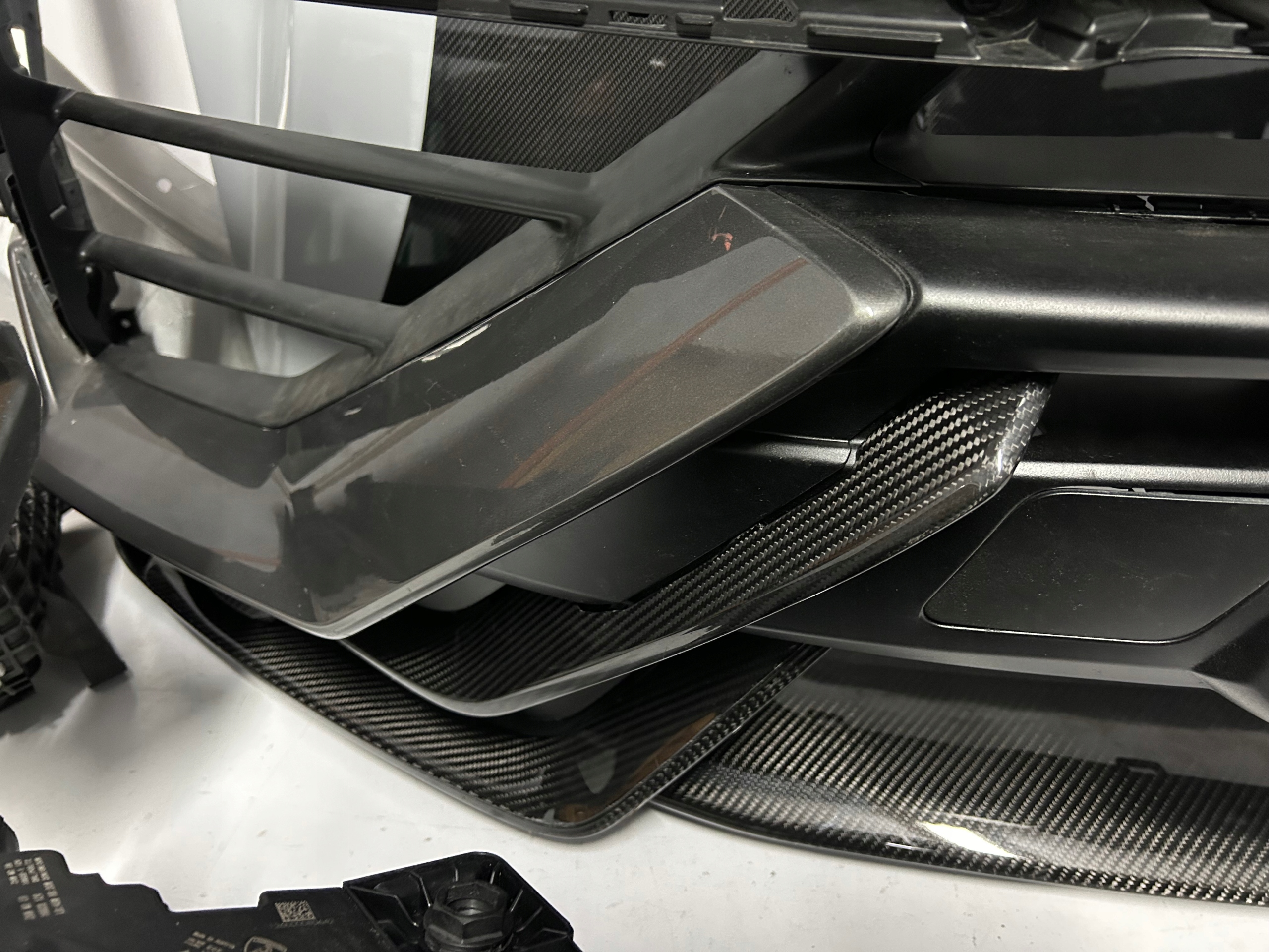 Lamborghini Urus Performante console bonnet bumper fenders support panel for radiators