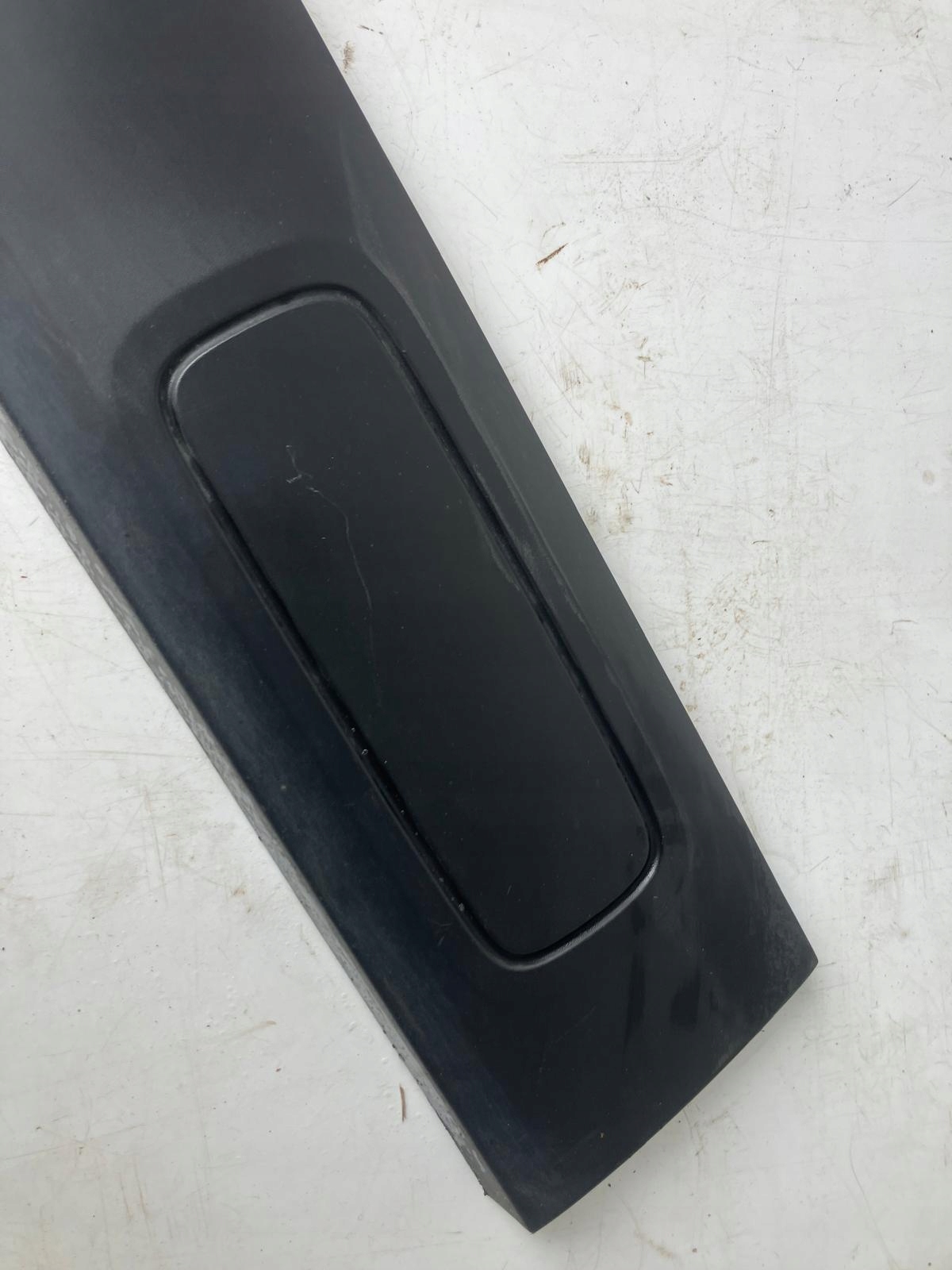 moulding door left front CITROEN C4 CACTUS LIFT 9823415677