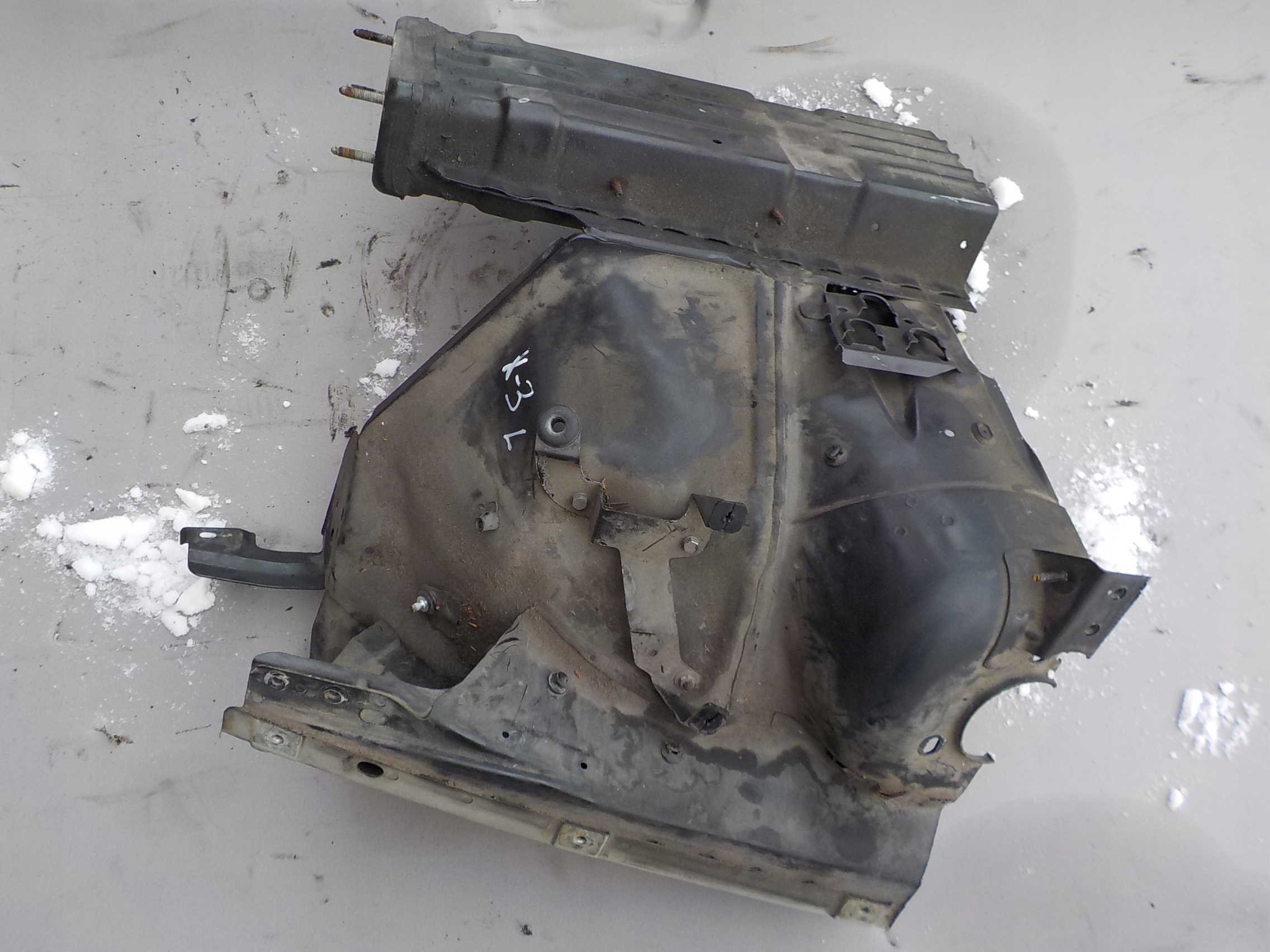 Лонжерон лева bmw x3 e83 2007r