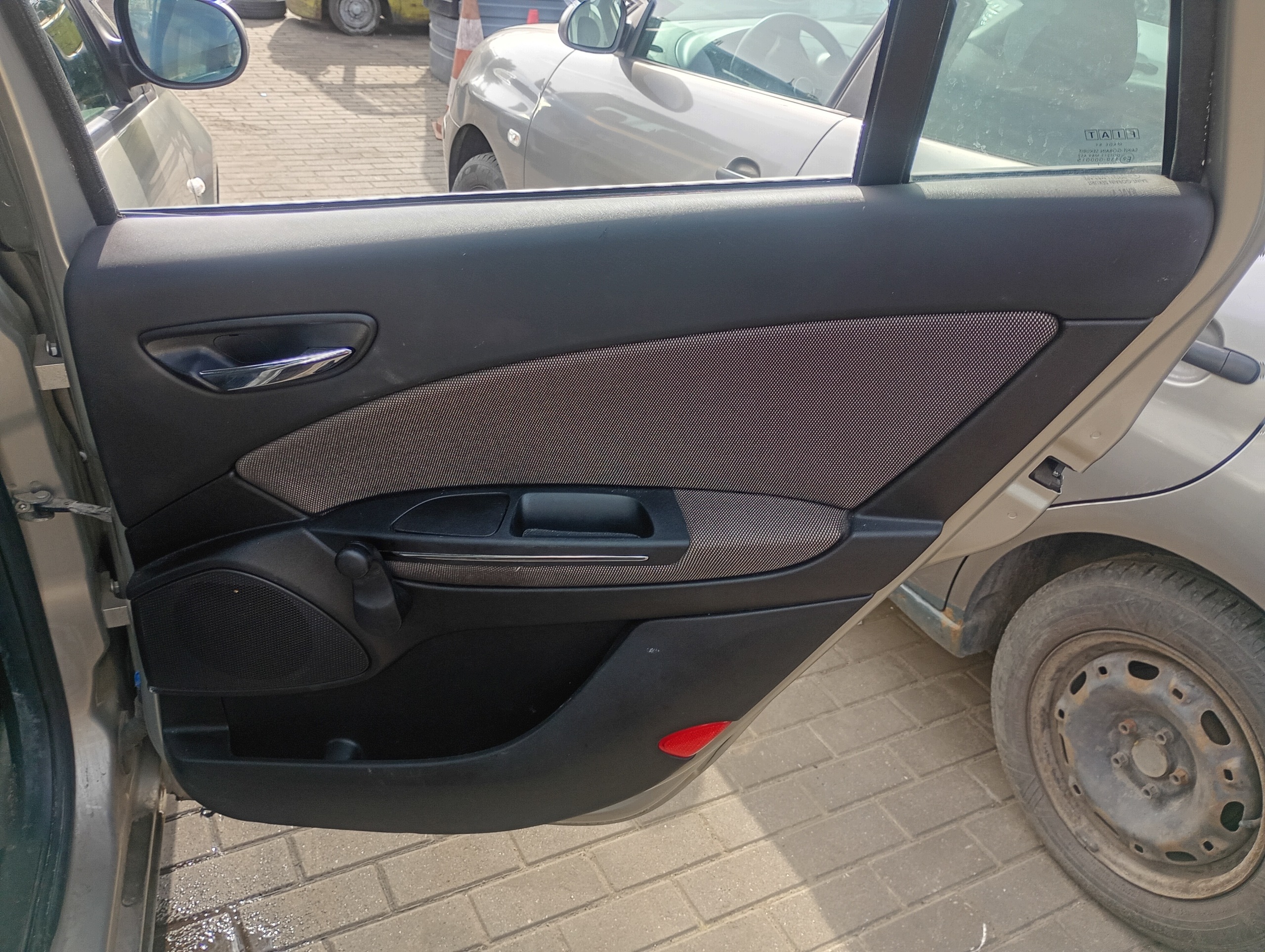 upholstery side right rear part Fiat Bravo 2 II 08-14