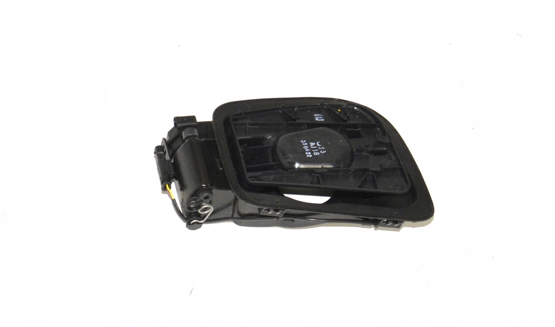 BMW i3 лючок залива топлива ЗАРЯДКИ 7335742