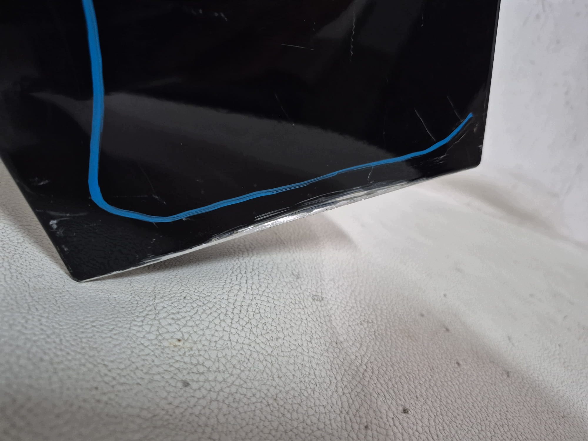 VOLVO XC60 II 2 spoiler-IN HYBRID 17-> fender front front left