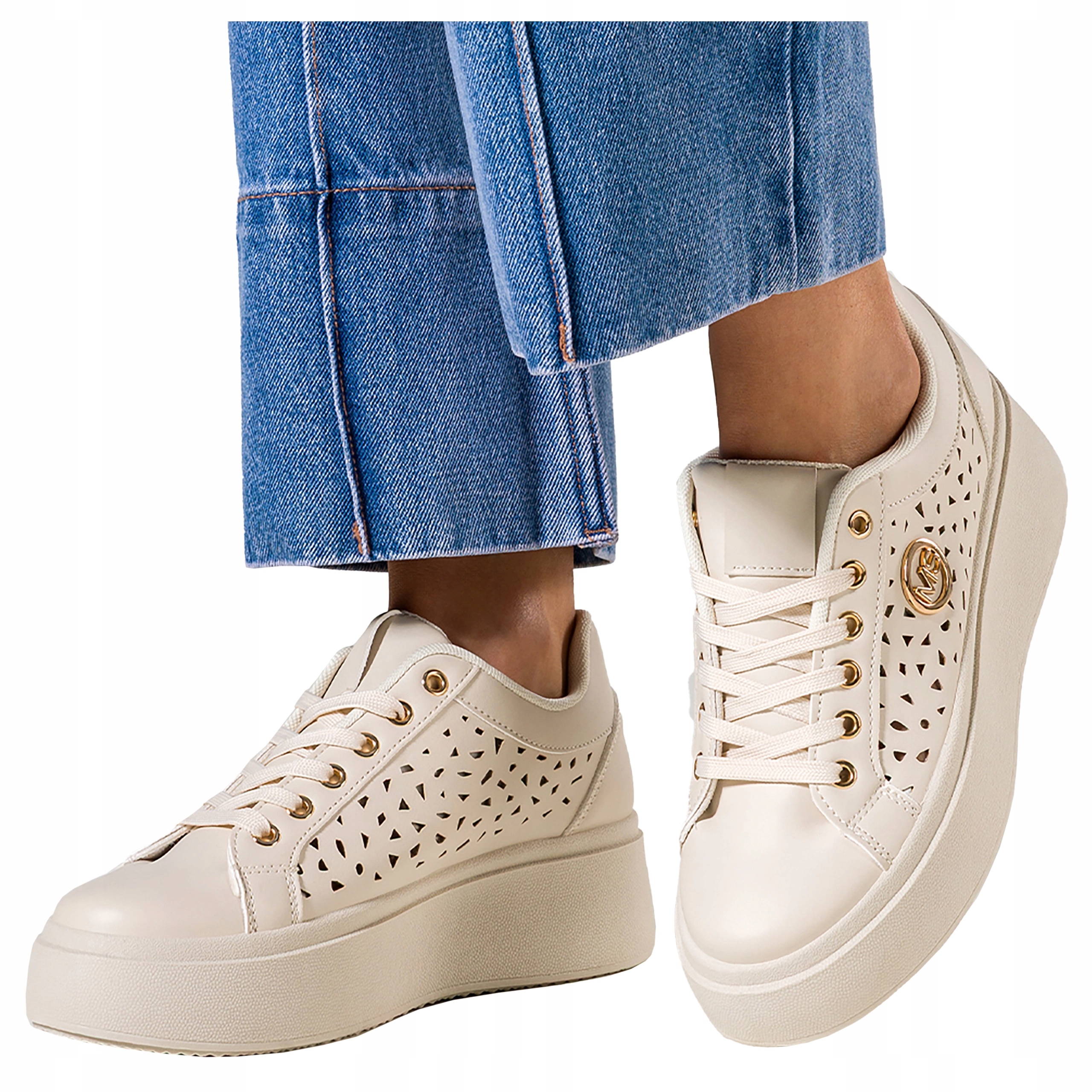 Béžové dámské Tenisky Na Platformě Ažurový Svršek Šněrovací velikost 38