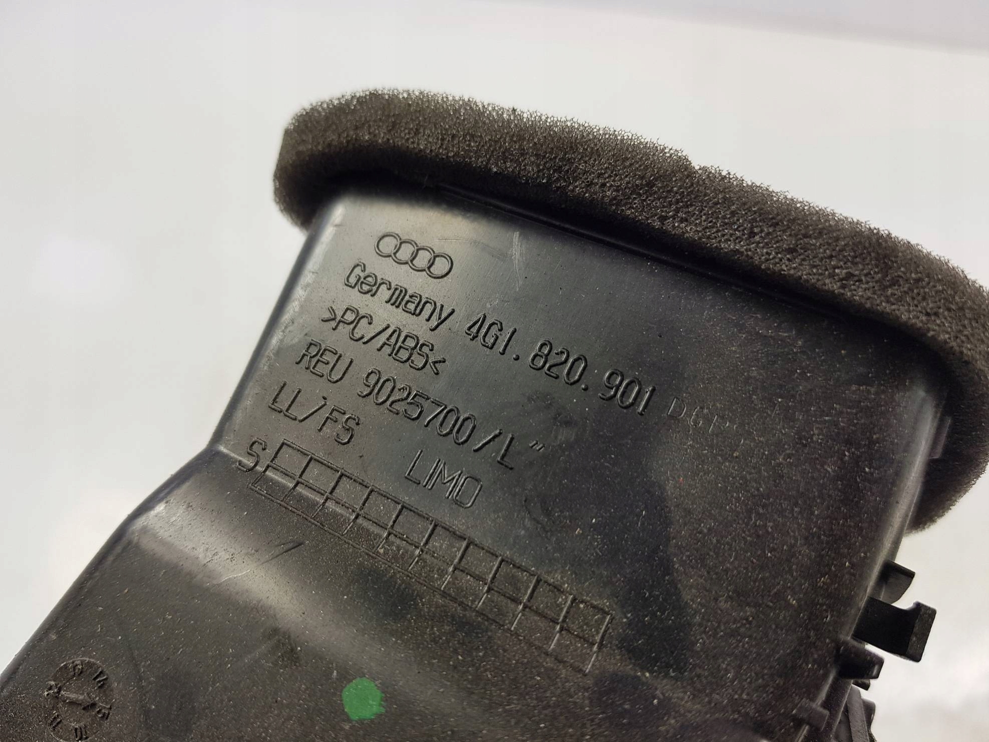 grid air conditioning devices 4G1820901 AUDI A6 C7