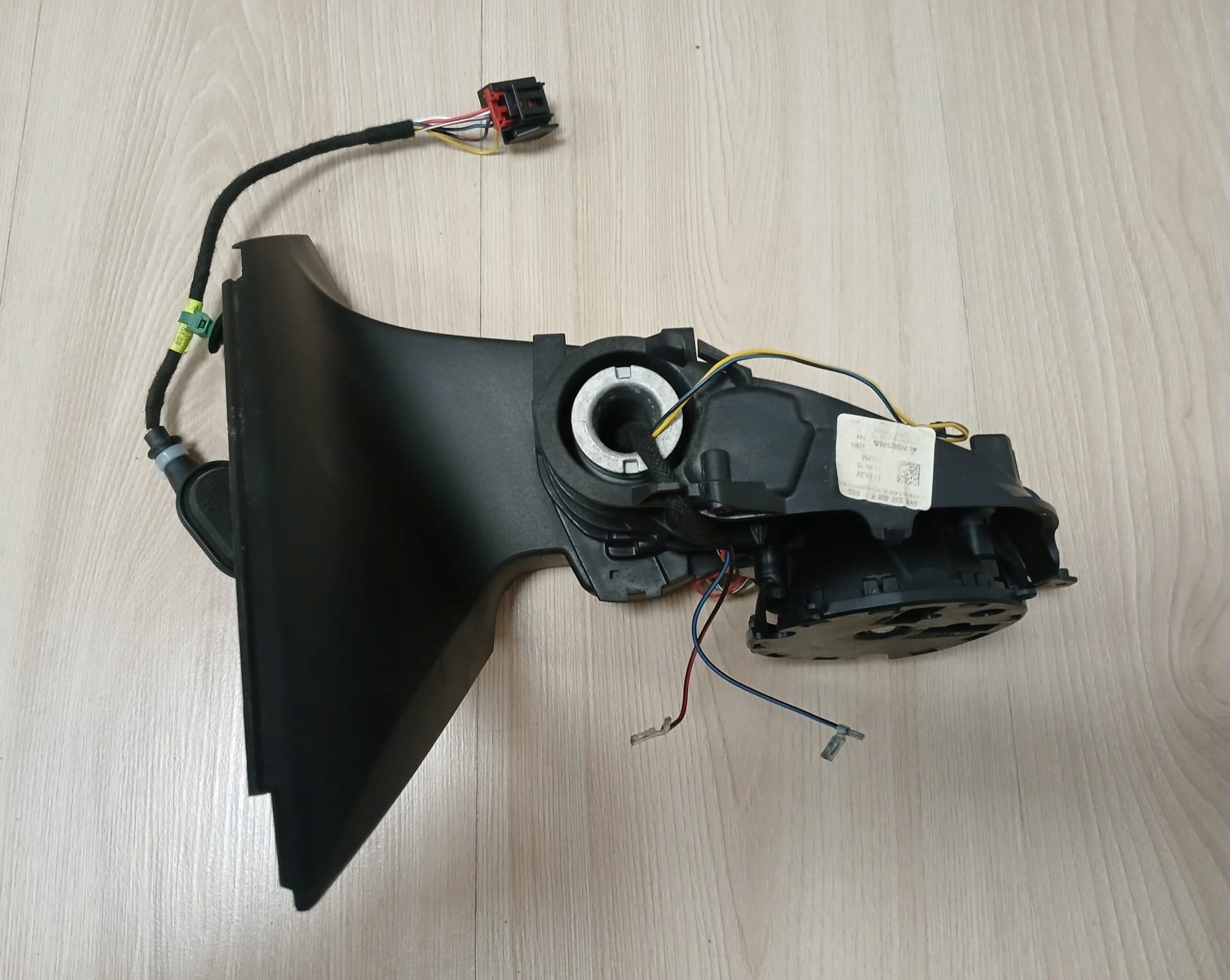 SKODA FABIA IV 4 mirror right support 6 PIN EUROPA