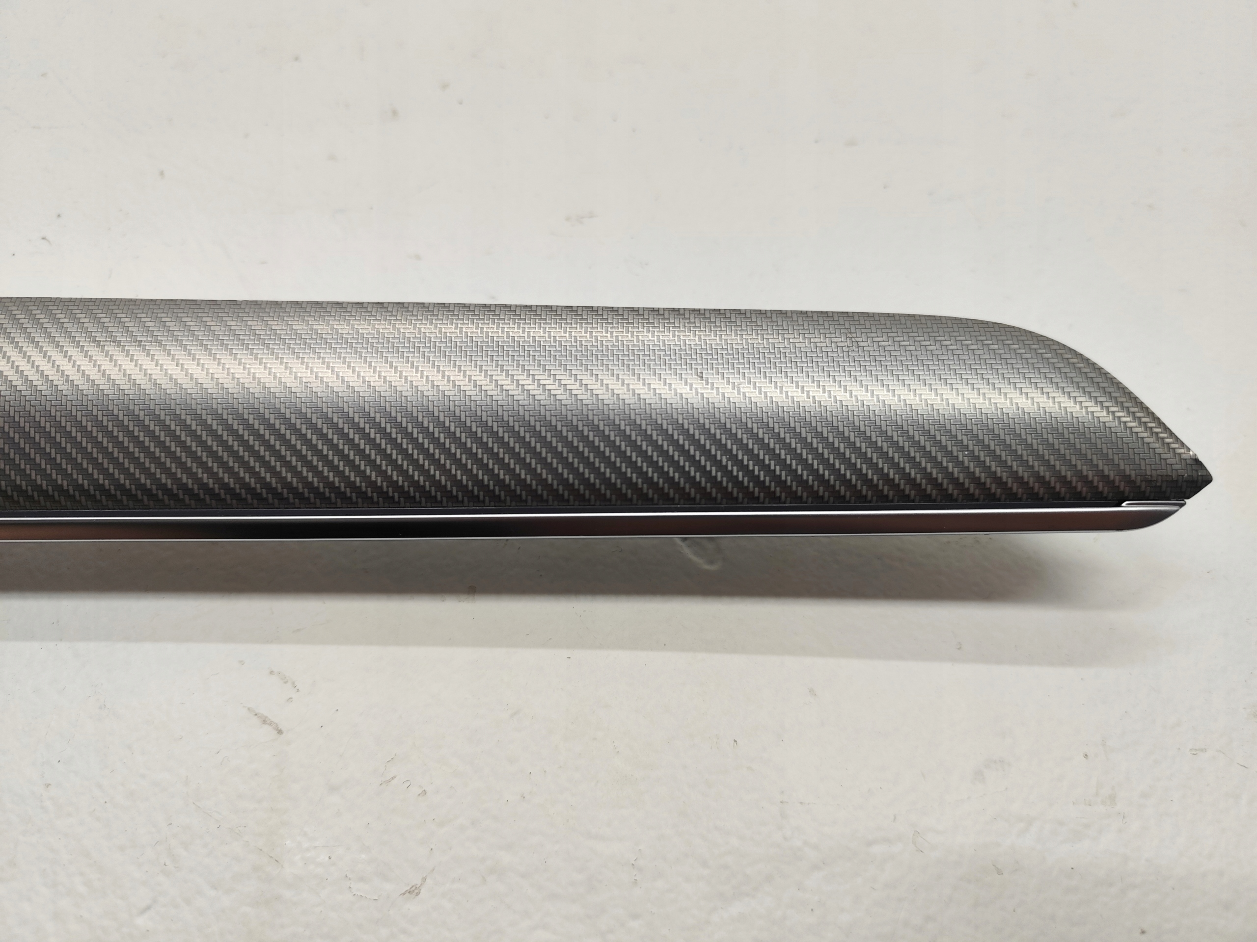 VW PASSAT B8 LISTWA DEKOR DRZWI TYŁ PRAWY AMBIENTE 3G0867450A Typ samochodu Samochody osobowe