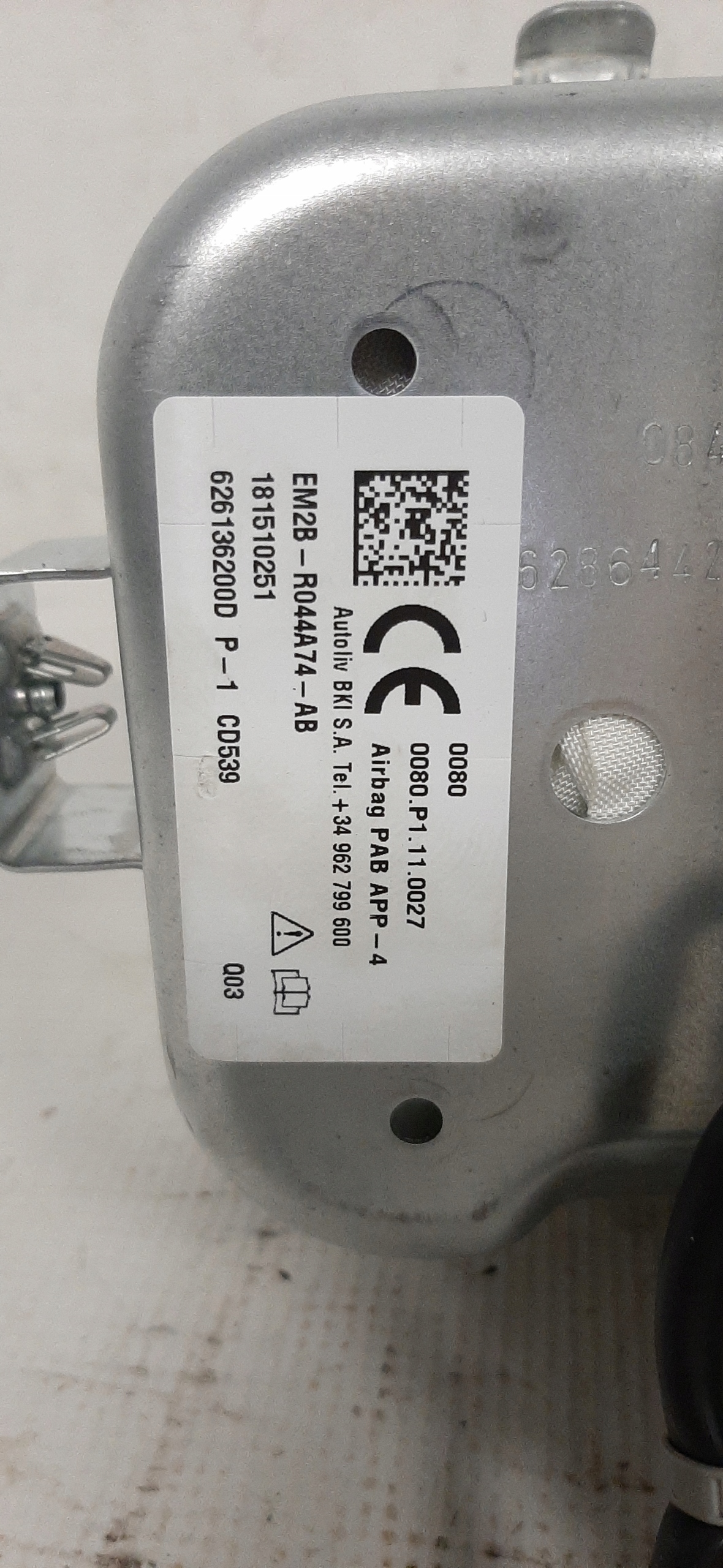 подушка пассажира Ford OE em2b-r044a74