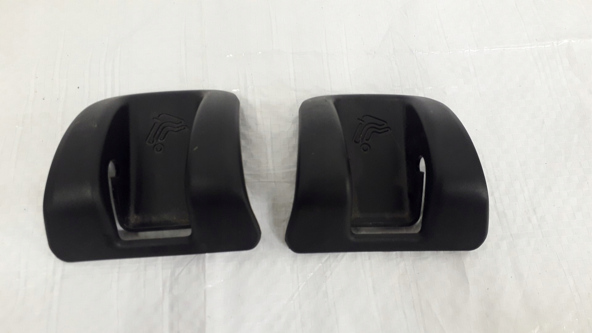 Prowadnica isofix Audi A3 8P Leon 1P 8P0887233 Prowadnica isofix Audi A3 8P Leon 1P 8P0887233 za 9 z z udorpie Allegro.pl 15031565140