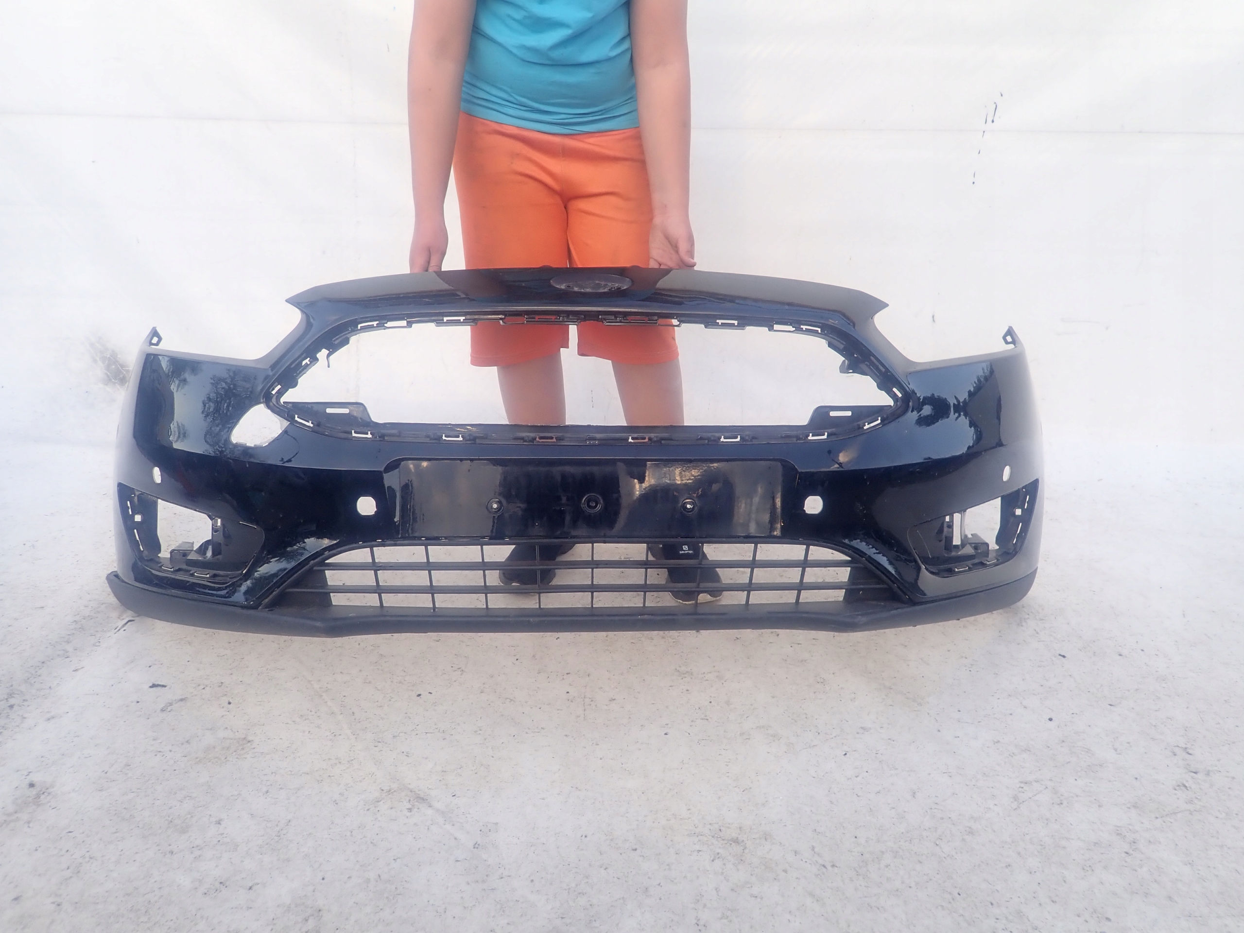 FORD FOCUS III 3 MK3 LIFT 14-18 bumper front PDC