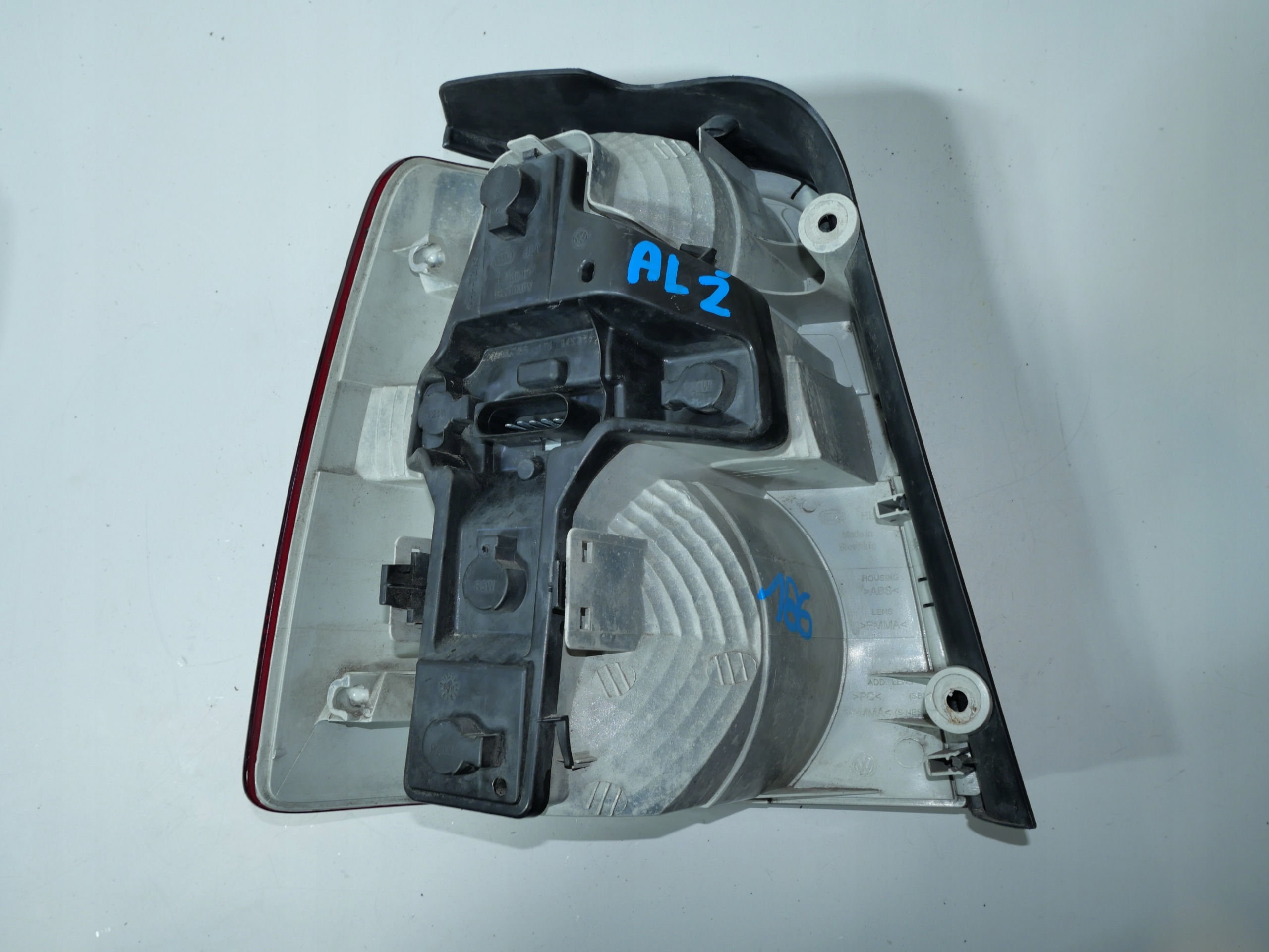 light right rear rear part VW TOURAN and LIFT 1T0945096N
