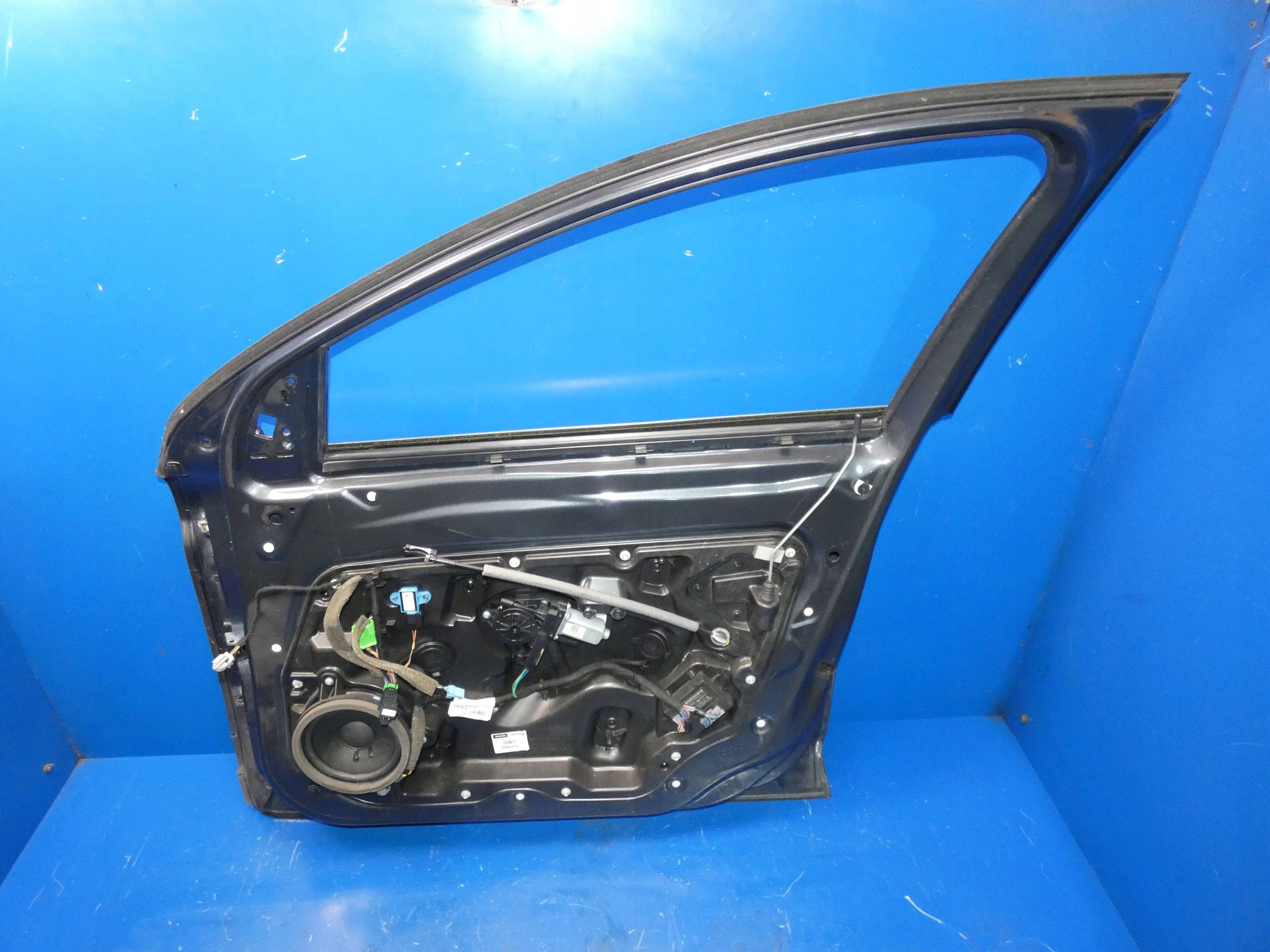 VOLVO XC60 and door right front front right complete 492-46