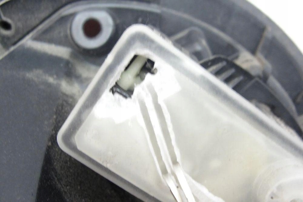 влива Топливный renault CLIO V 19- 1.6 E-TECH