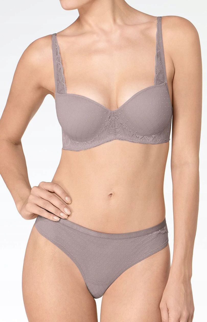 Triumph Béžová Měkká Podprsenka S Krajkou A Tylem 75E 6FA