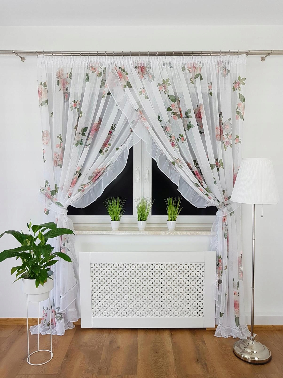 Firana Z Etaminy Z Falbanką I Cyrkoniami Firanki Do Salonu 400X250 Kwiaty