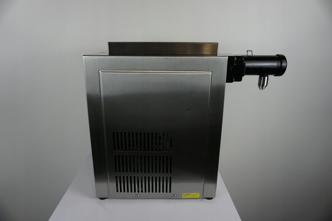 Automat do śmietany Śmietaniarka Ubijaczka Sanomat Euro-Favorit 1,5L a-09 Kod producenta a-08