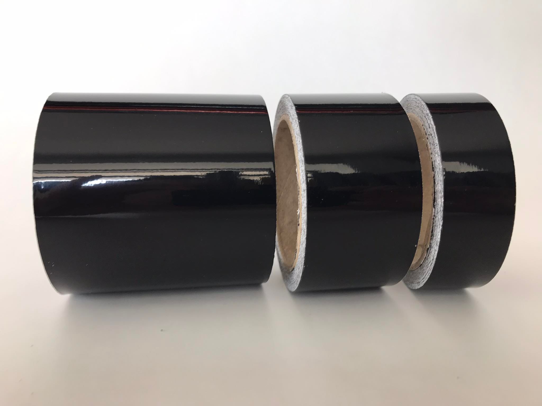 TAŚMA na LISTWY DECHROMING PIANO BLACK ROLKA 10M Waga produktu z opakowaniem jednostkowym 0.291 kg