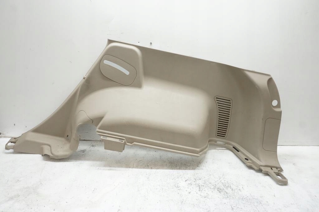 КРЫШКА БАГАЖНИКА ЗАДНИЙ ПРАВЫЙ RENAULT KOLEOS